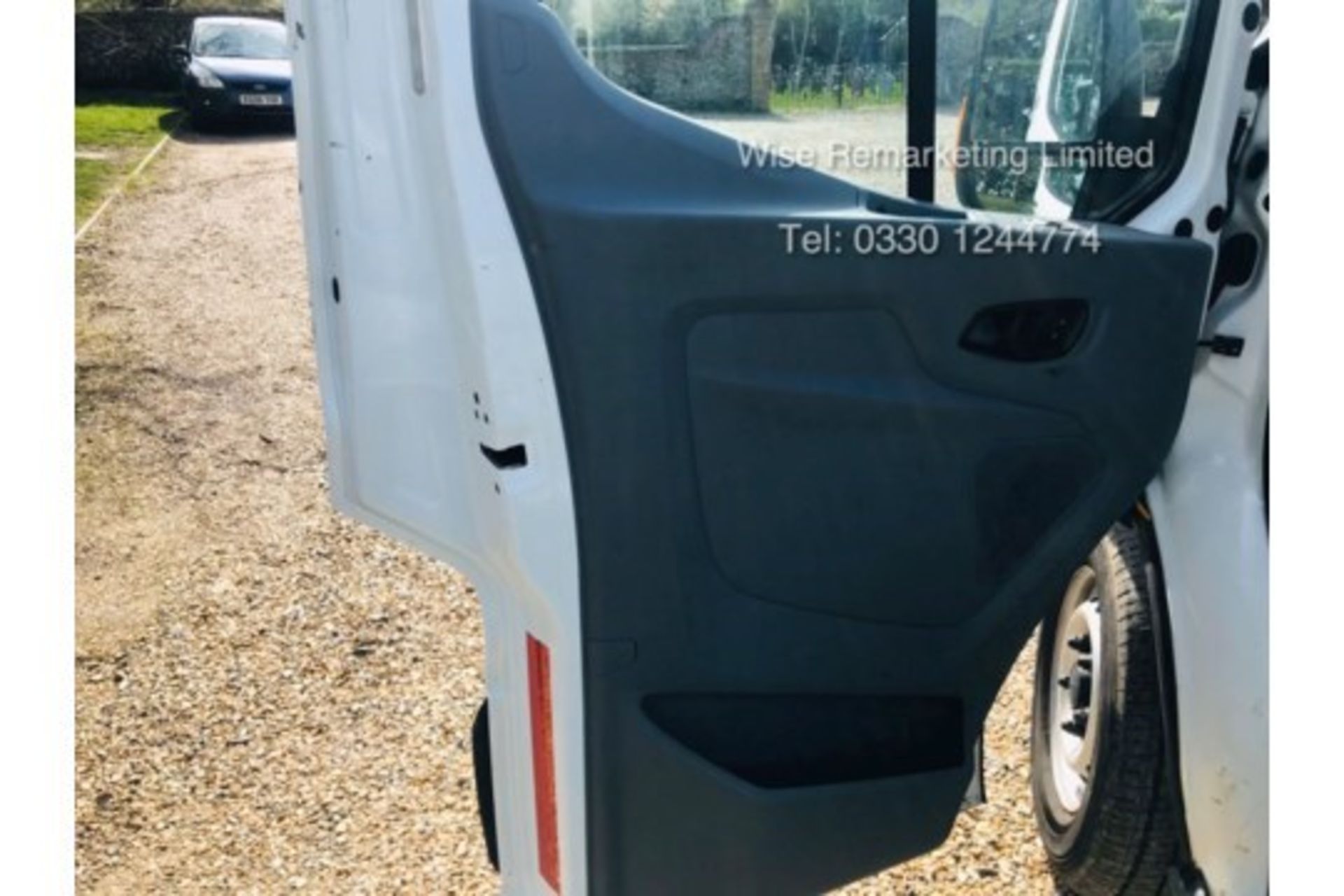 Ford Transit 350 2.0 TDCI Double Cab Tipper 2018 Model - 1 Owner From New - Image 7 of 15