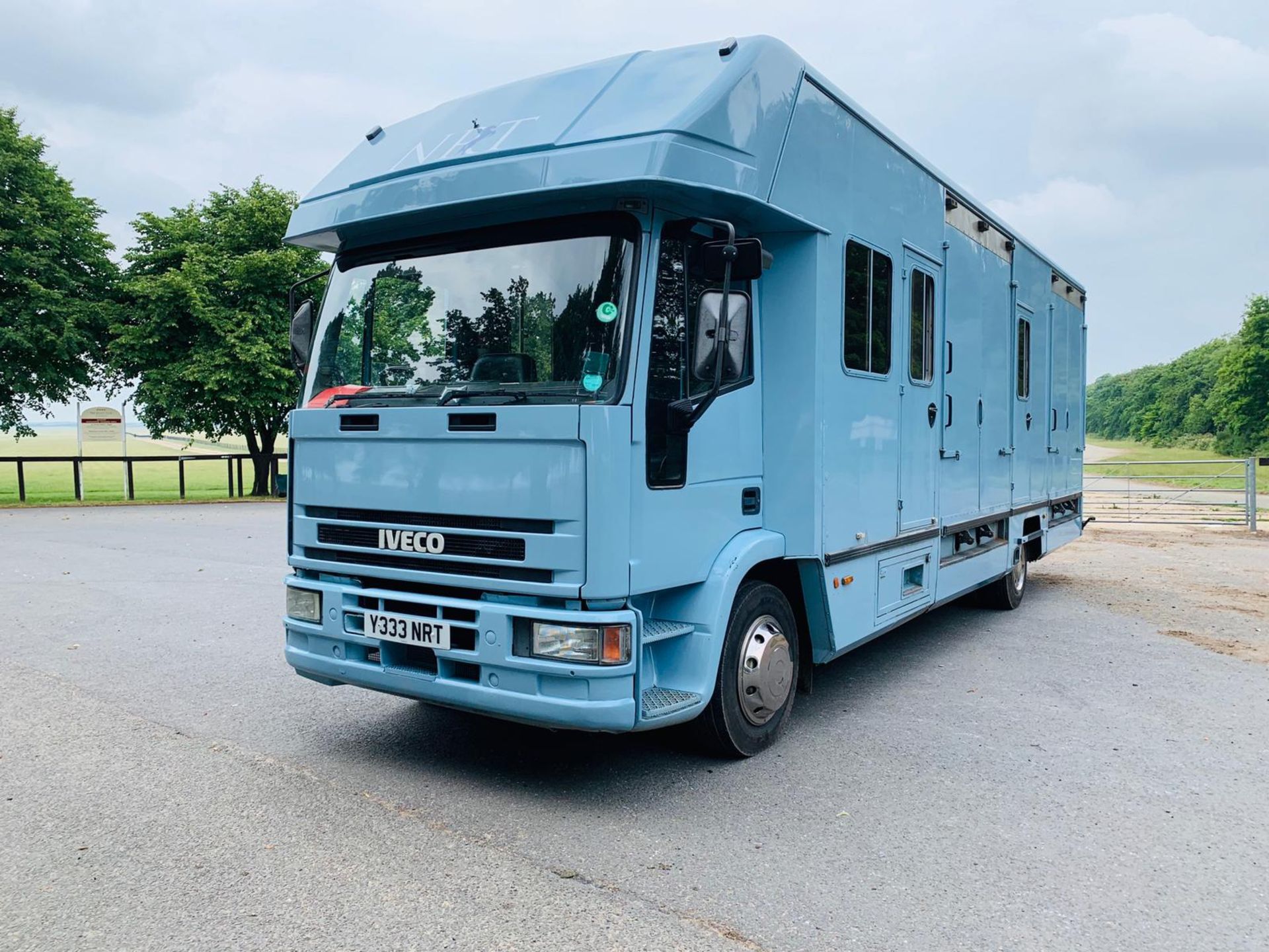 (RESERVE MET) Iveco 110E18 'OLYMPIC' Horsebox 2001 - 6 Speed - Fits 4/6 Forward Facing Horses - Image 2 of 26