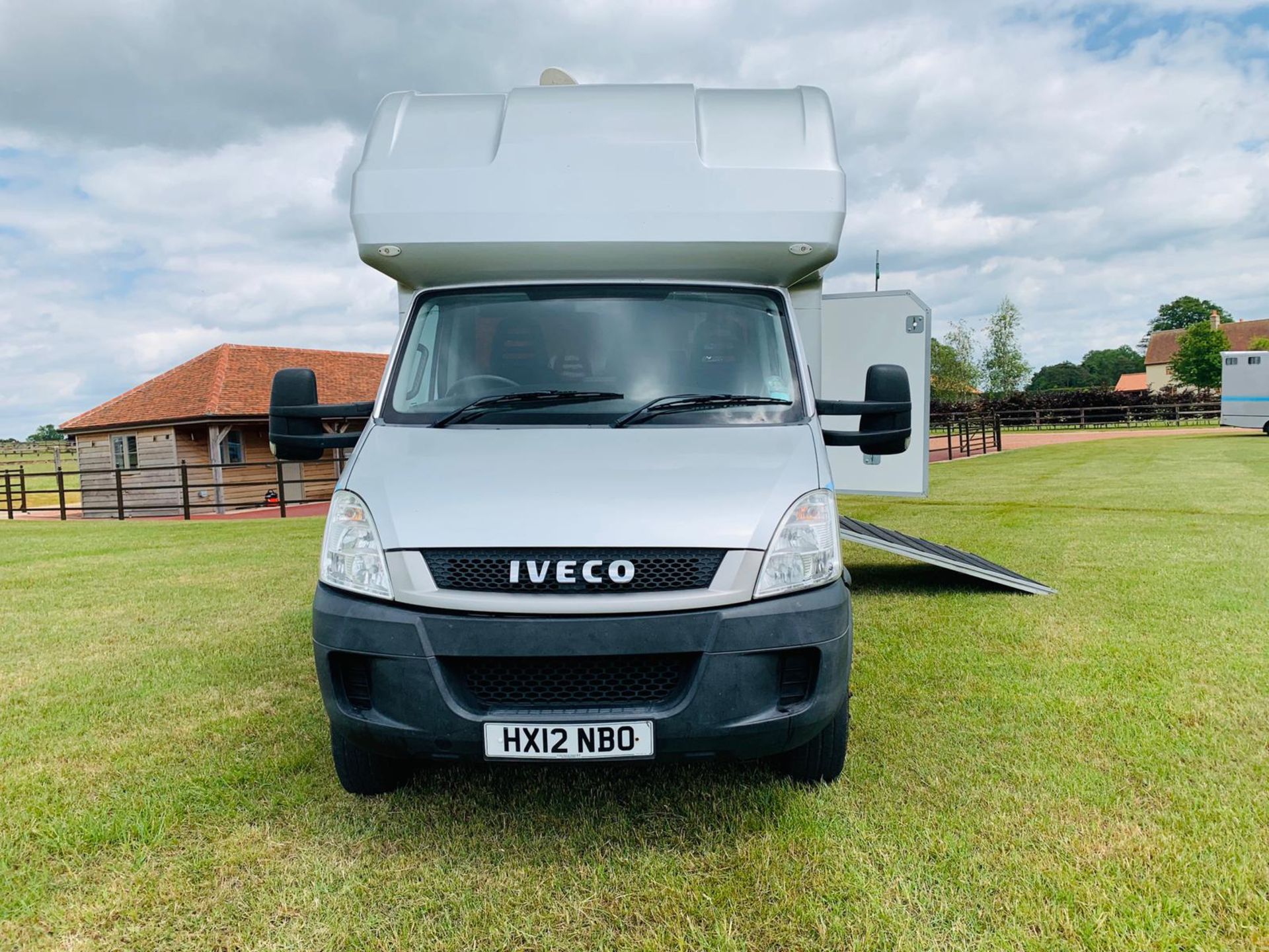 Iveco Daily 70C18 'GEORGE SMITH' Horsebox - 2012 12 Reg - Image 7 of 24