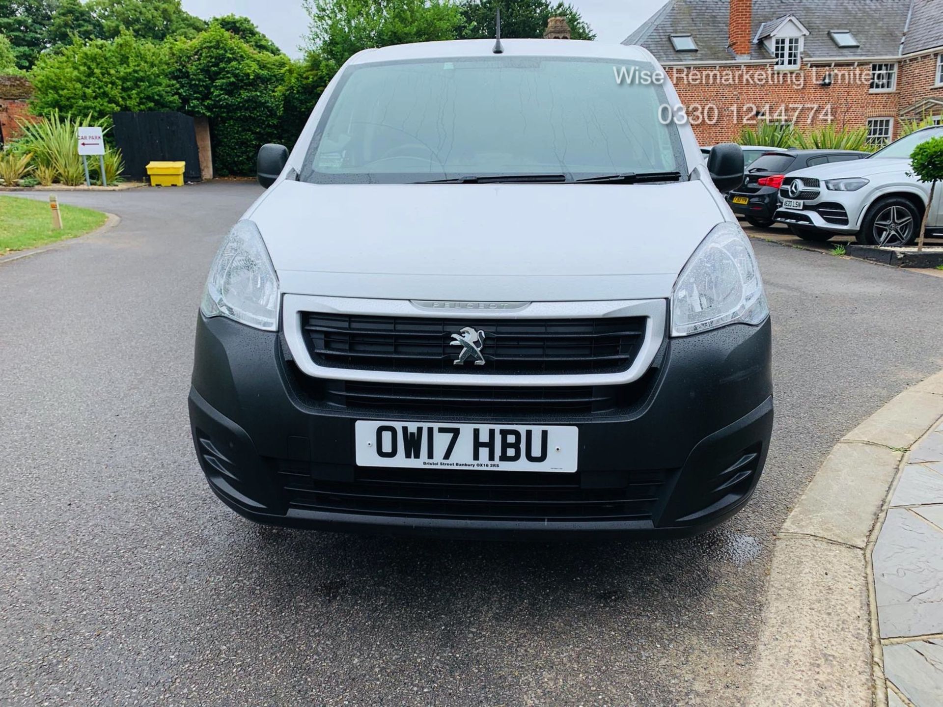 (RESERVE MET) Peugeot Partner 1.6 HDi Professional - 2017 17 Reg - AC - Full Service History - Image 7 of 19