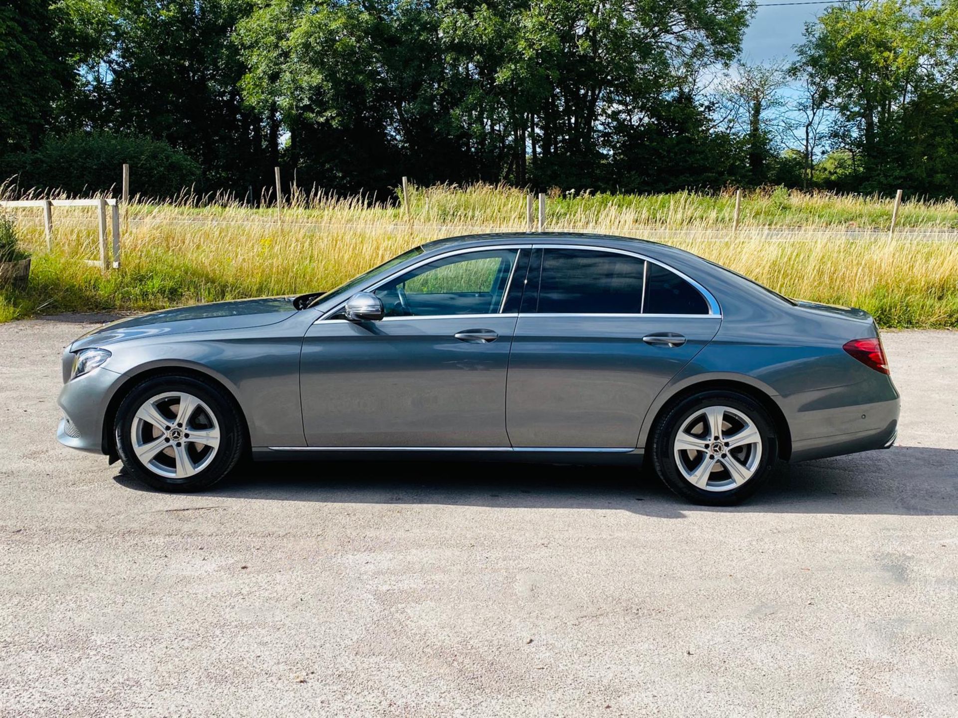 (RESERVE MET) Mercedes E220d Special Equipment 9G Tronic - 2018 18 Reg - Sat Nav - Reversing Cam - Image 7 of 45