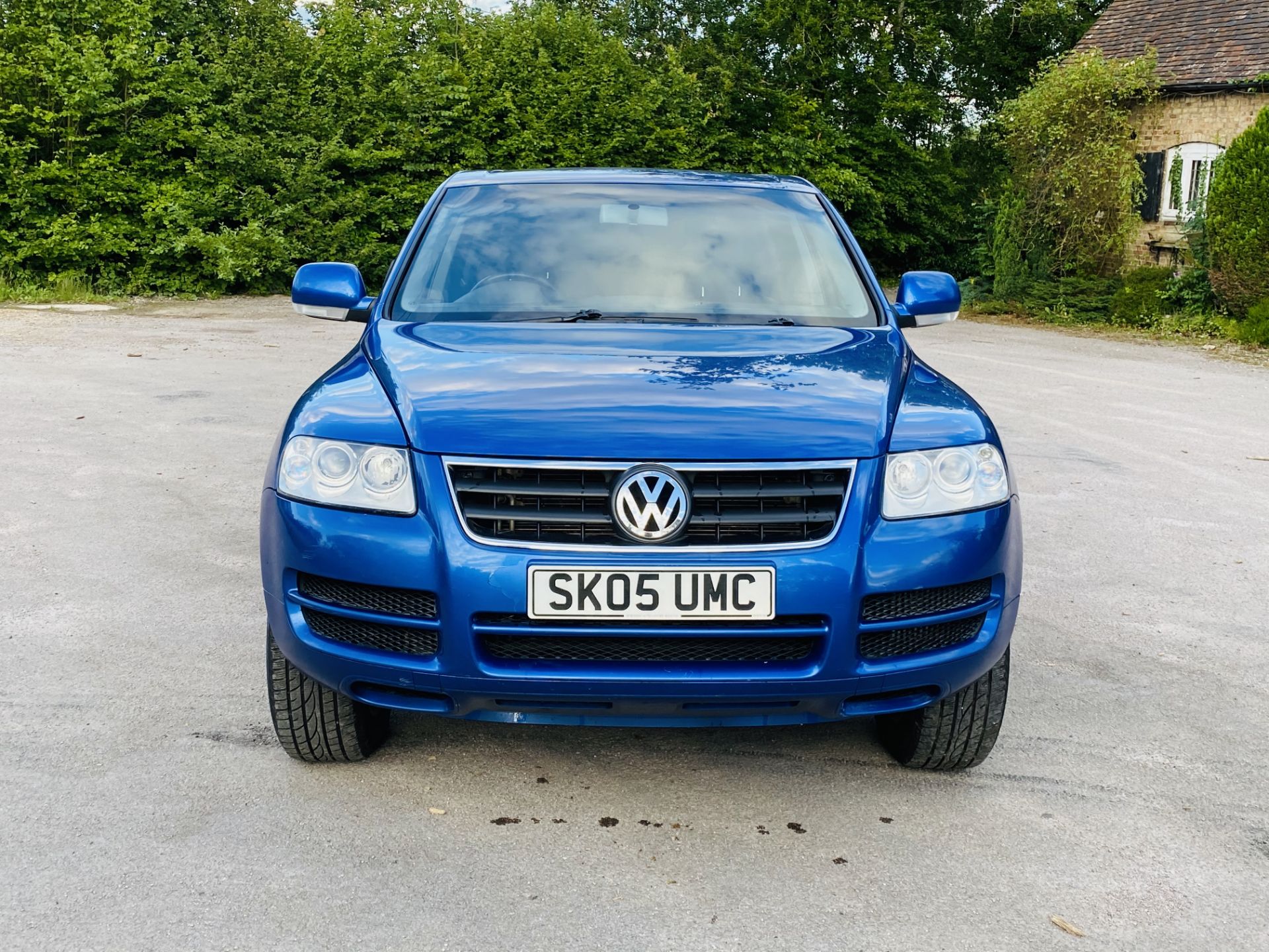 (RESERVE MET)Volkswagen Touareg 2.5 Tdi Auto - 2005 05 Reg -Tow Pack - 4x4 - In Metallic Blue - Image 3 of 44