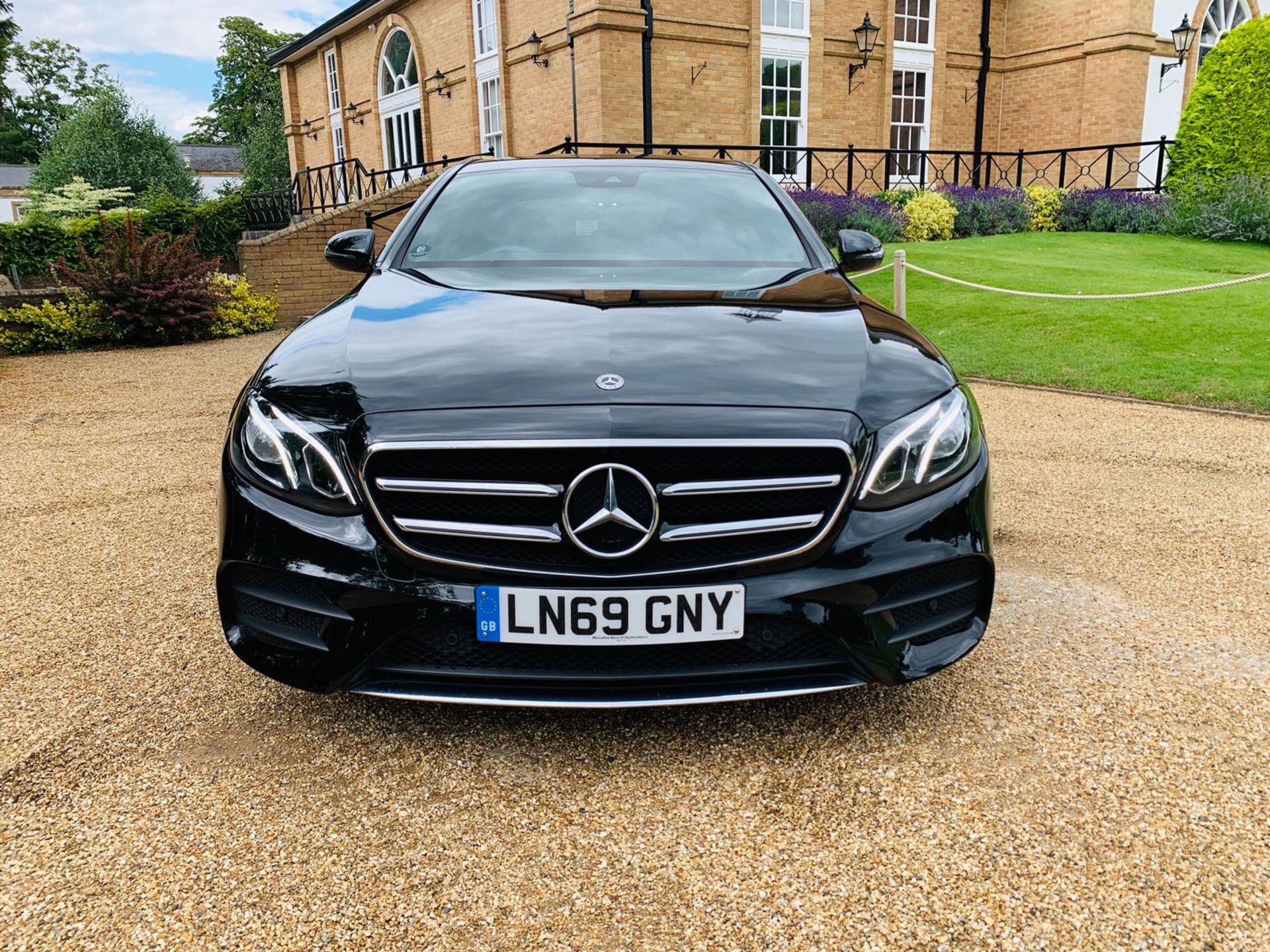 (RESERVE MET) Mercedes E220d AMG Line 9G Tronic Auto - 2020 Model - Digital Cockpit-FULL Command Nav - Image 10 of 42