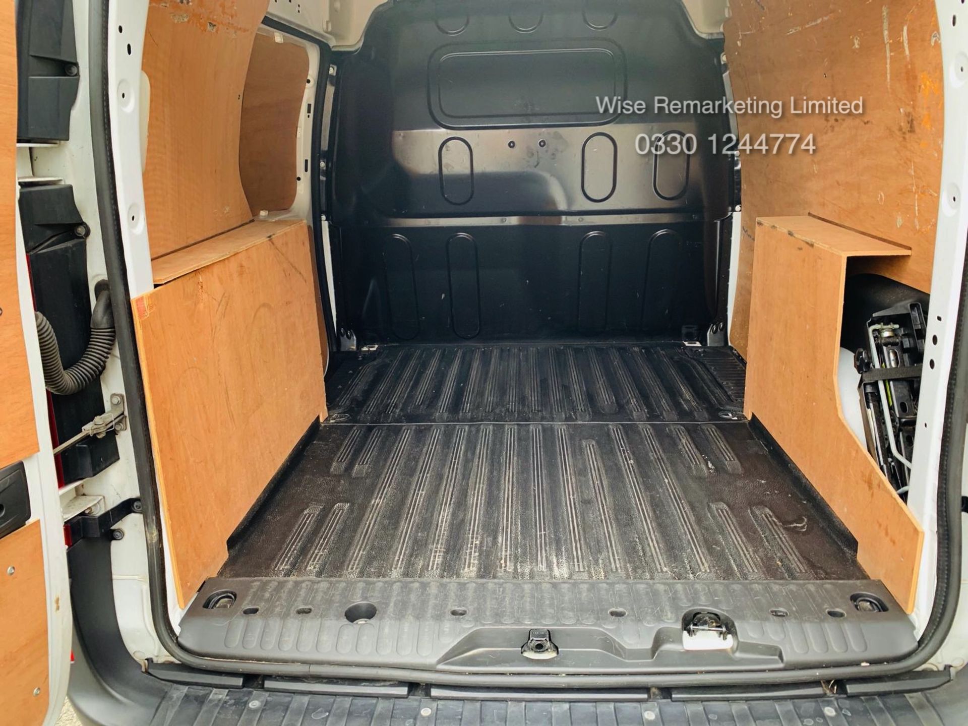 (RESERVE MET) Mercedes Citan 109 CDI Long Wheel Base 2017 Model - Service History - Euro 6b - Image 7 of 17