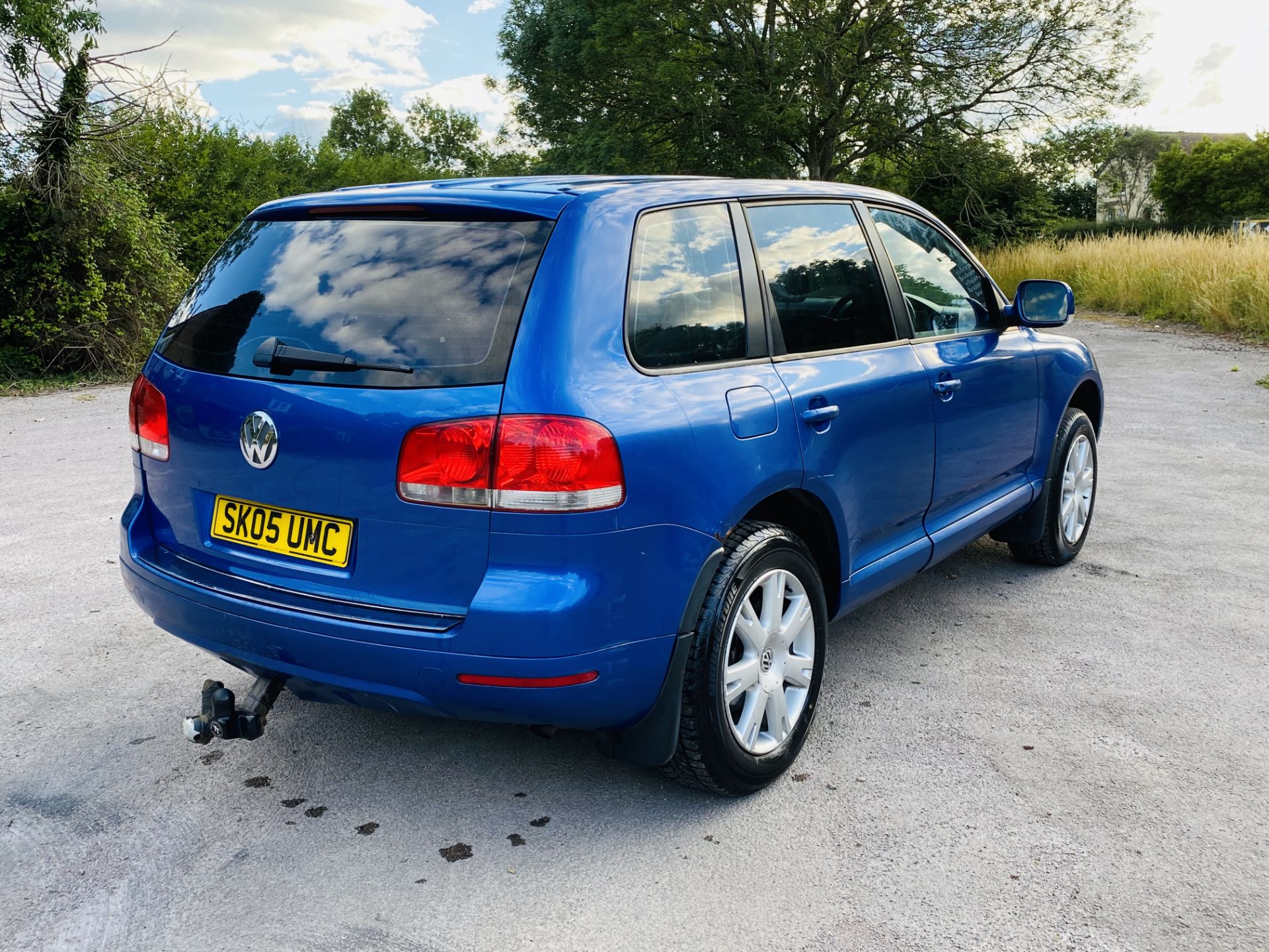 (RESERVE MET)Volkswagen Touareg 2.5 Tdi Auto - 2005 05 Reg -Tow Pack - 4x4 - In Metallic Blue - Image 10 of 44