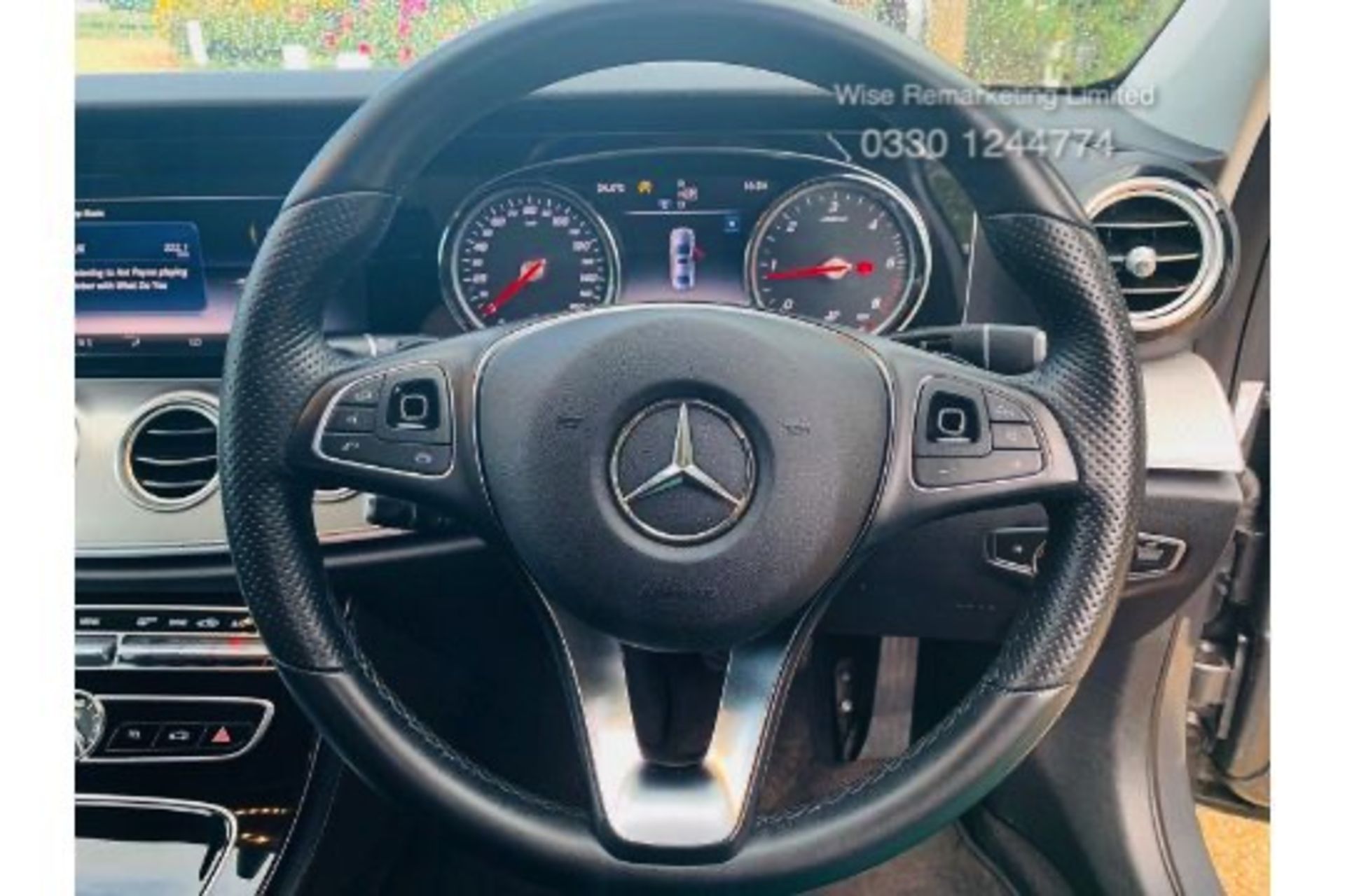 (RESERVE MET) Mercedes E220d Special Equipment 9G Tronic - 2018 18 Reg - Sat Nav - Reversing Cam - Image 14 of 35