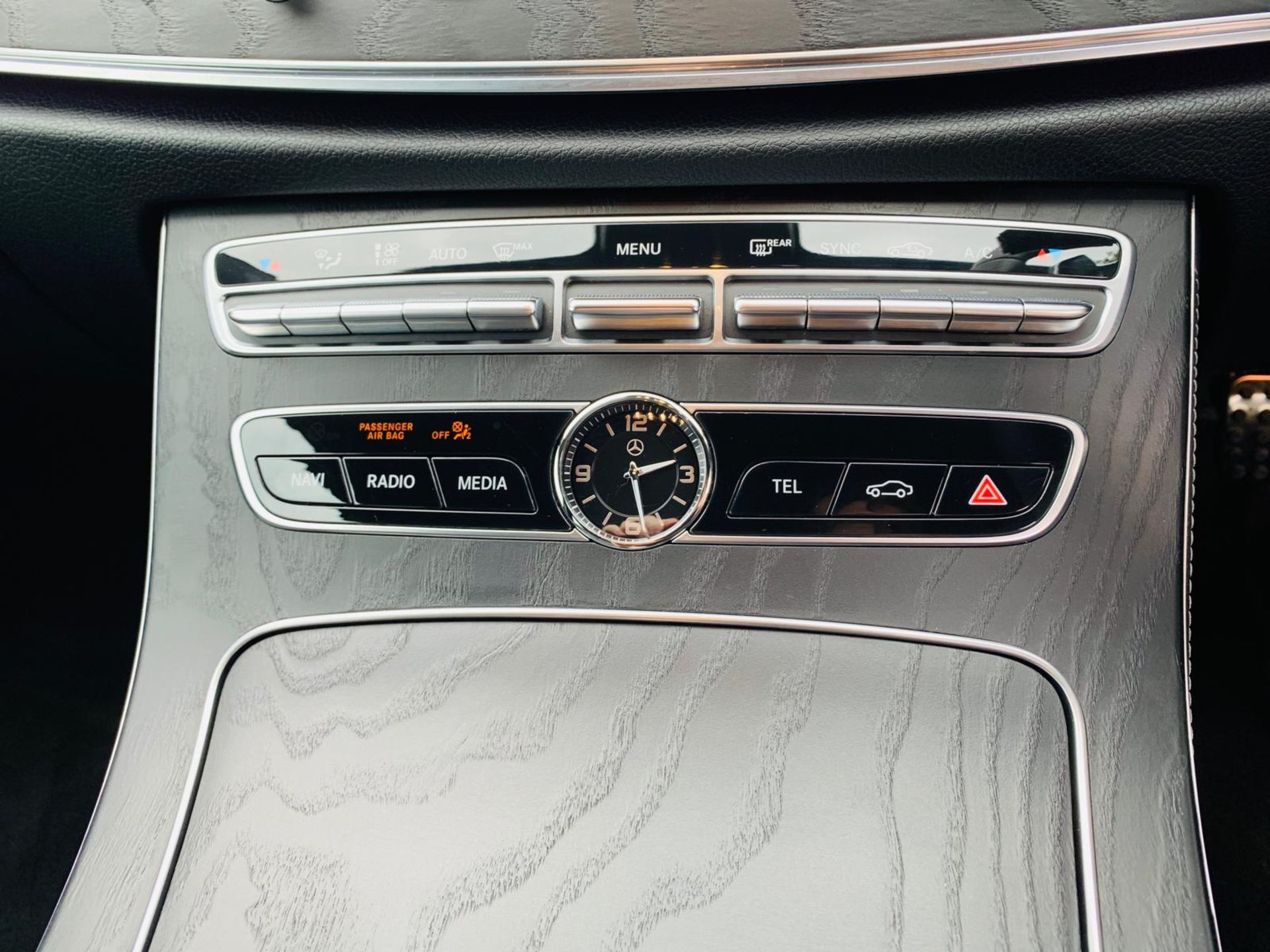 (RESERVE MET) Mercedes E220d AMG Line 9G Tronic Auto - 2020 Model - Digital Cockpit-FULL Command Nav - Image 34 of 42