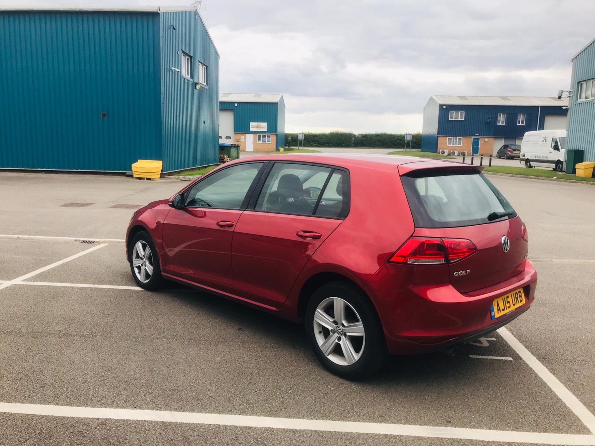 VW Golf Match 1.6 TDI BMT Automatic - 2015 15 Reg - 1 Keeper From New - Parking Sensors - Image 4 of 30