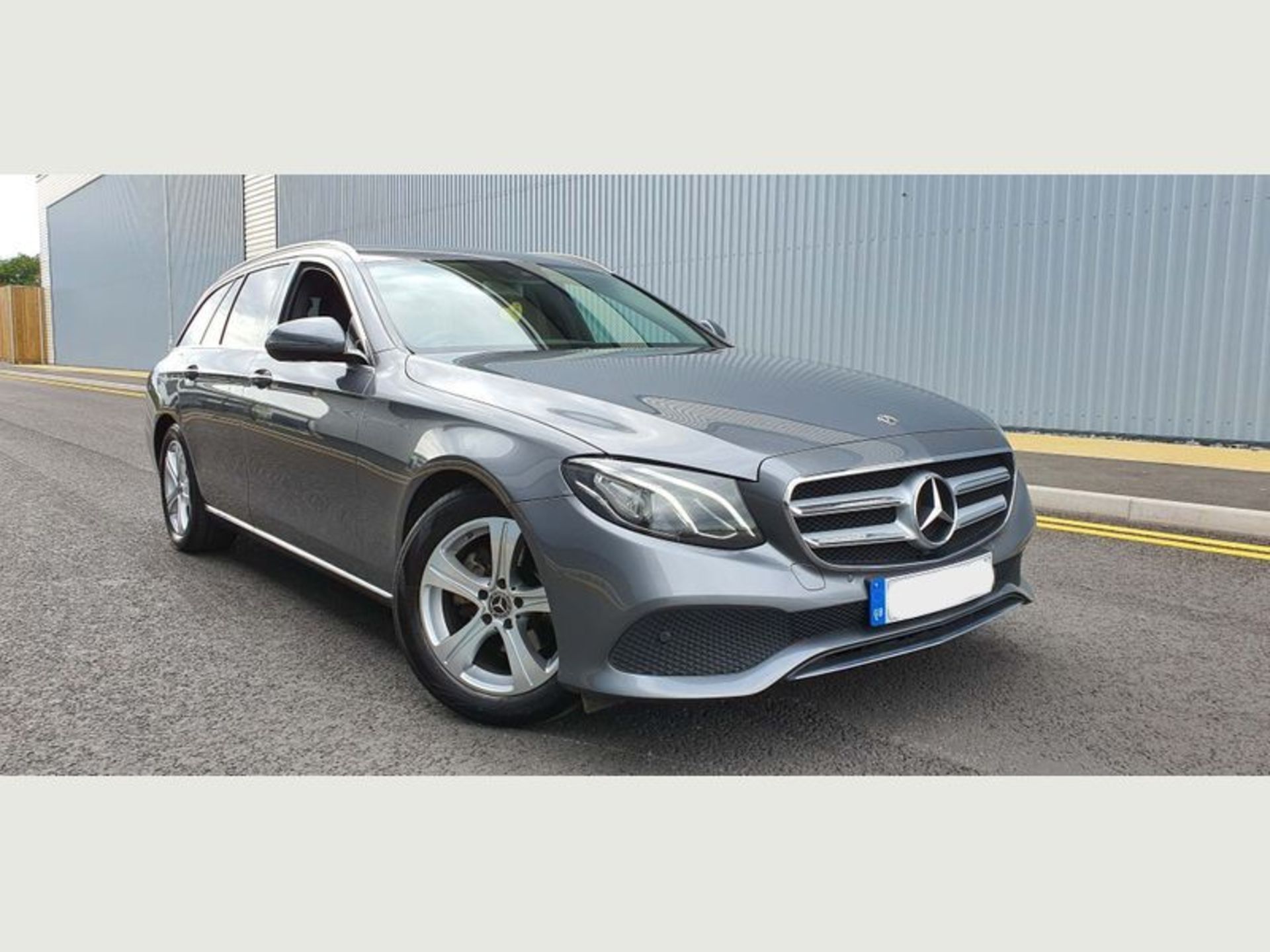 (RESERVE MET)Mercedes E220d Special Equipment Estate 9G Tronic Auto - 2017 17 Reg - Reversing Cam - Image 3 of 11