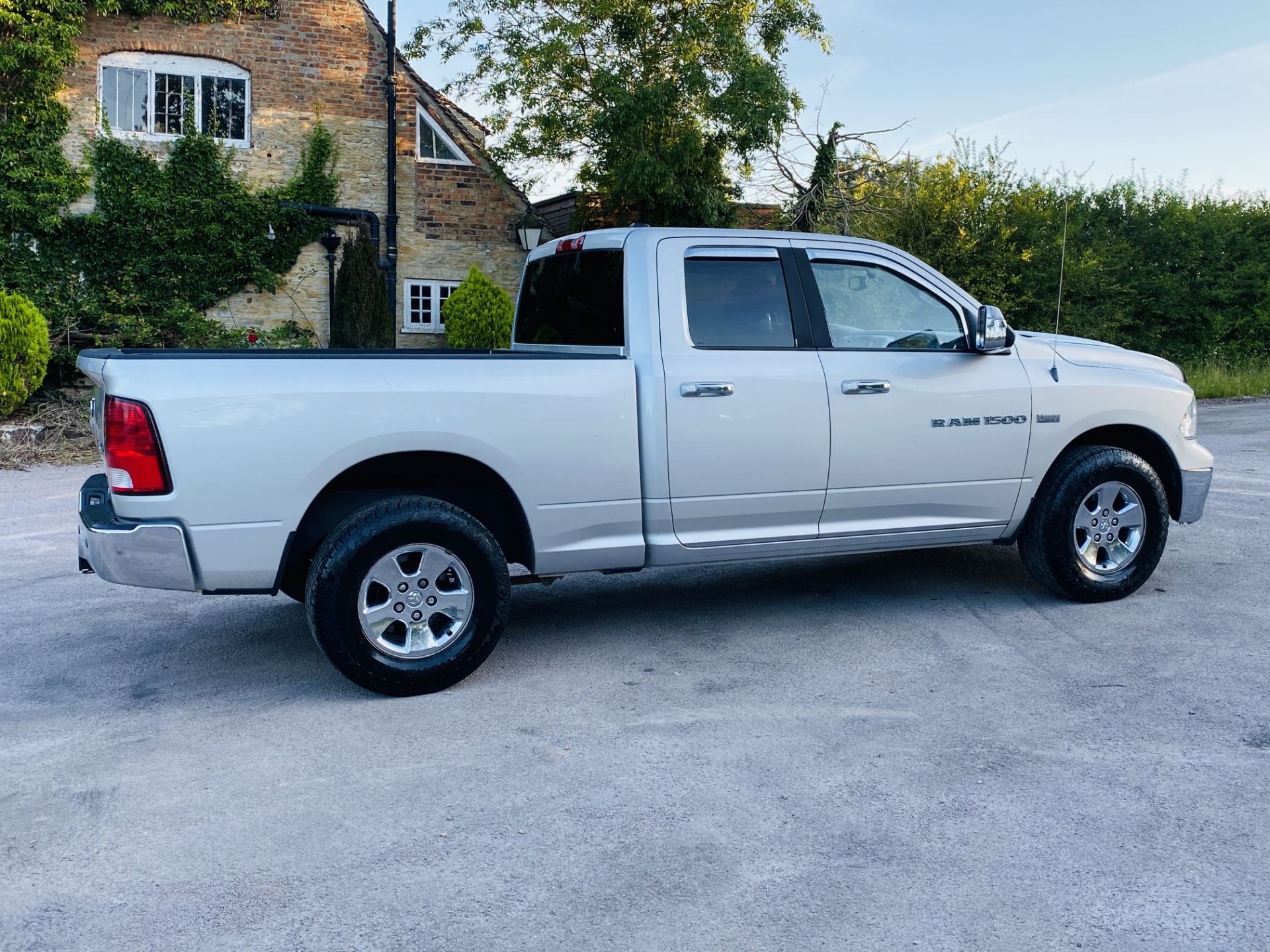 (RESERVE MET) Dodge Ram 1500 5.7L Hemi V8 Big Horn 4x4 Double-Cab '2011 Year'- Air Con- Top Spec - Image 10 of 59