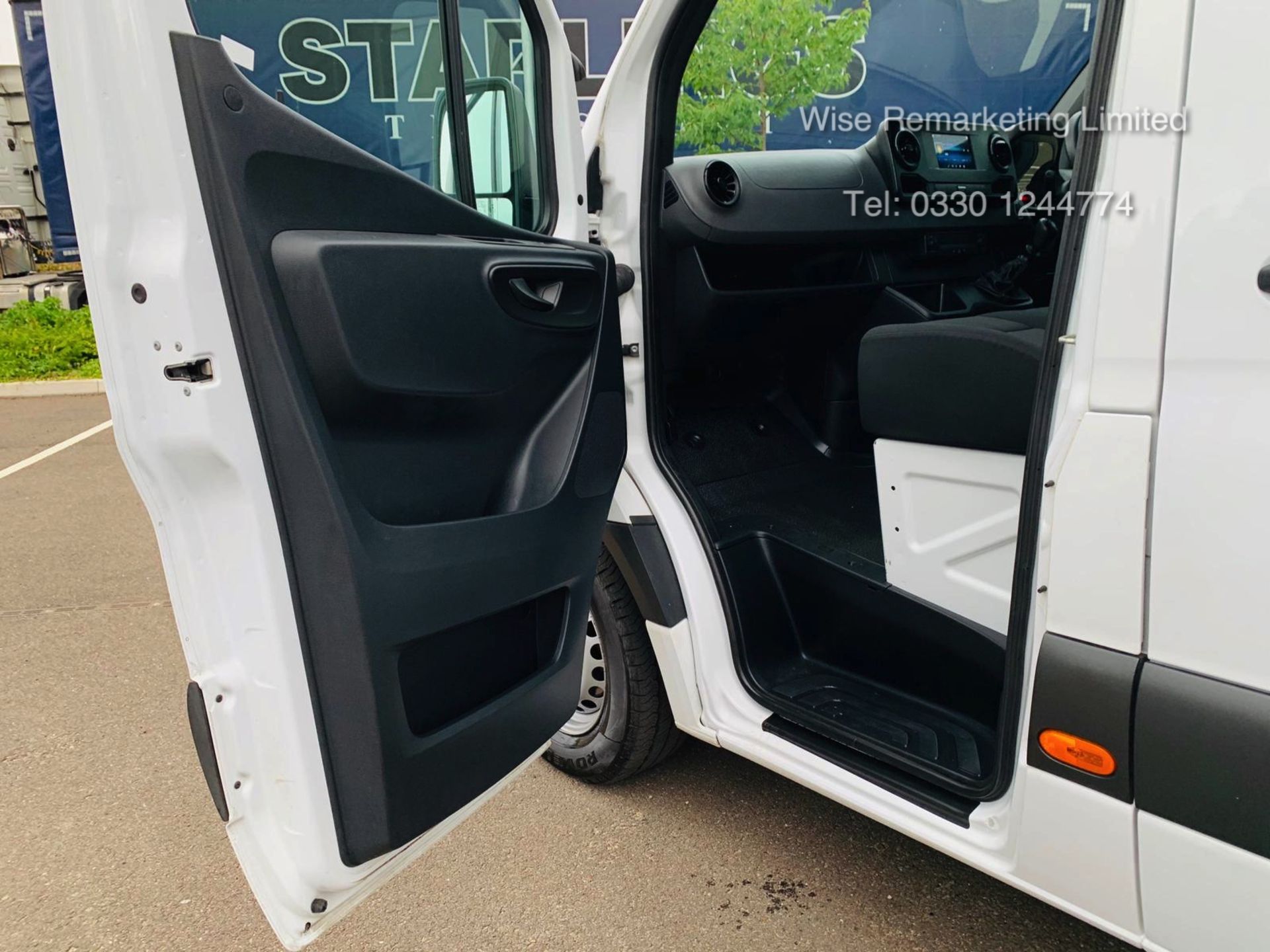 Mercedes Sprinter 314 CDI (RWD) - 2019 Model - Full Service History - Euro 6 Add Blue - Image 15 of 27