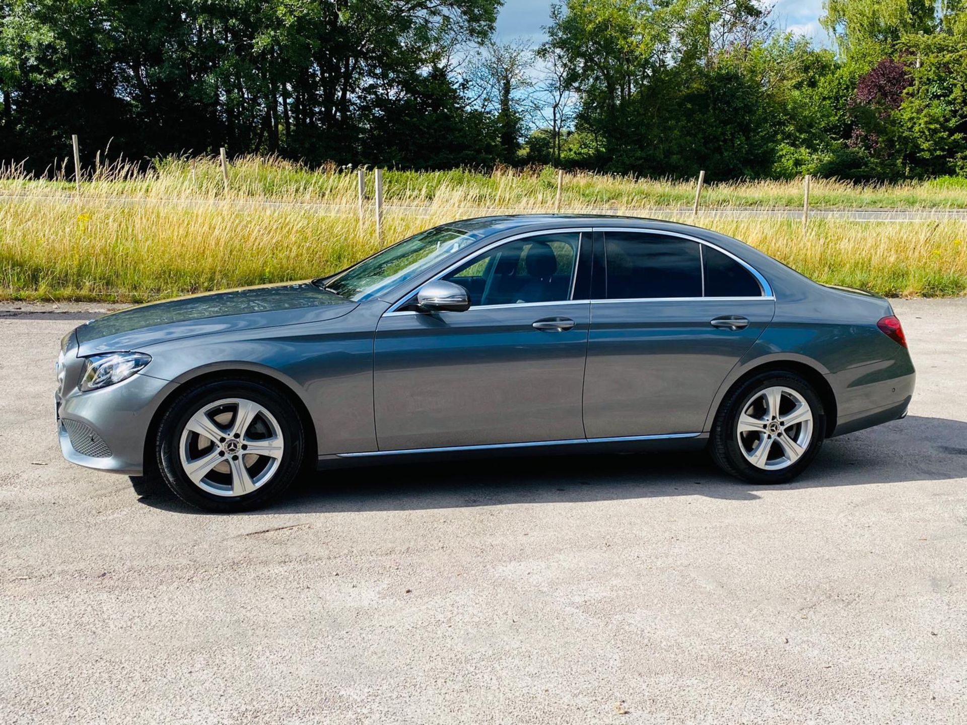 (RESERVE MET) Mercedes E220d Special Equipment 9G Tronic - 2018 18 Reg - Sat Nav - Reversing Cam - Image 14 of 45