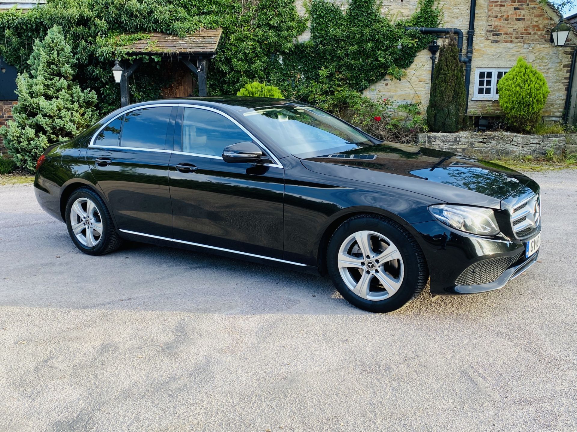 (RESERVE MET) Mercedes E220d Special Equipment 9G Tronic - 2018 18 Reg Current Model - Sat Nav - - Image 17 of 51