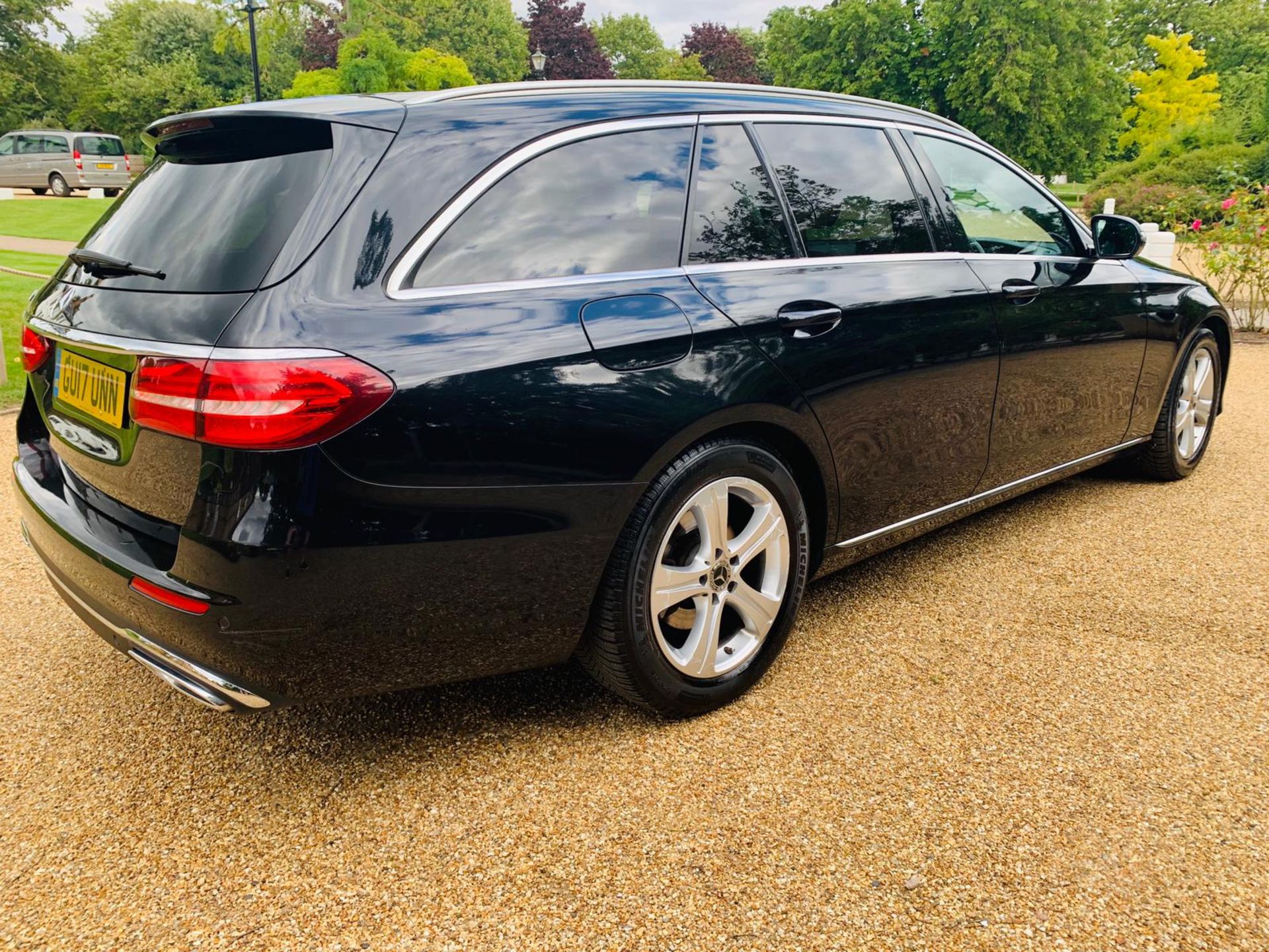 (RESERVE MET) Mercedes E220d Special Equipment Estate 9G Tronic Auto - 2017 17 Reg - Reversing Cam - Image 8 of 34