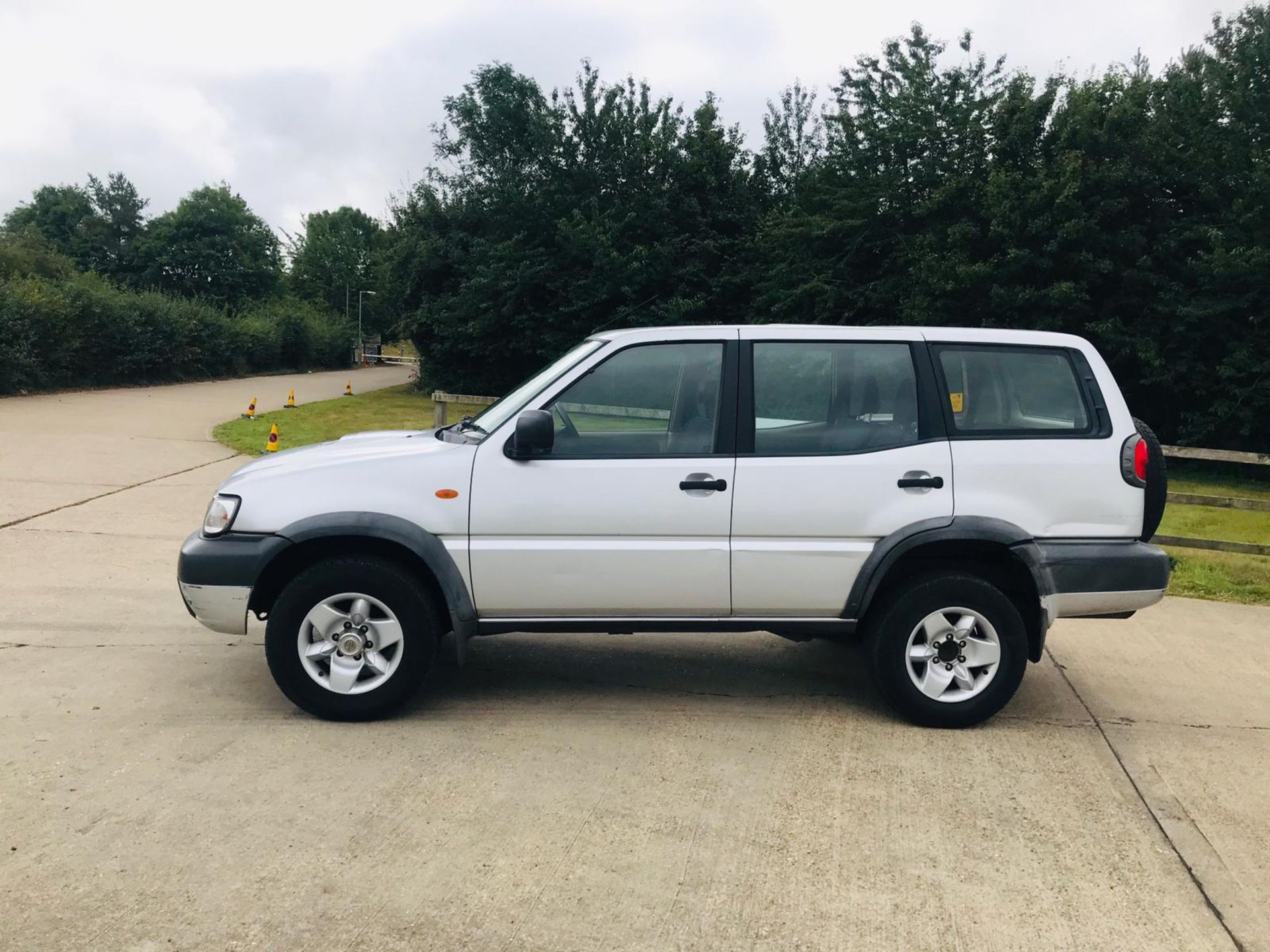 (RESERVE MET) Nissan Torano 2 2.7 (4x4) - 2003 03 Reg - 7 Seats - 1 Owner From New - ONLY 73k Miles - Image 2 of 21