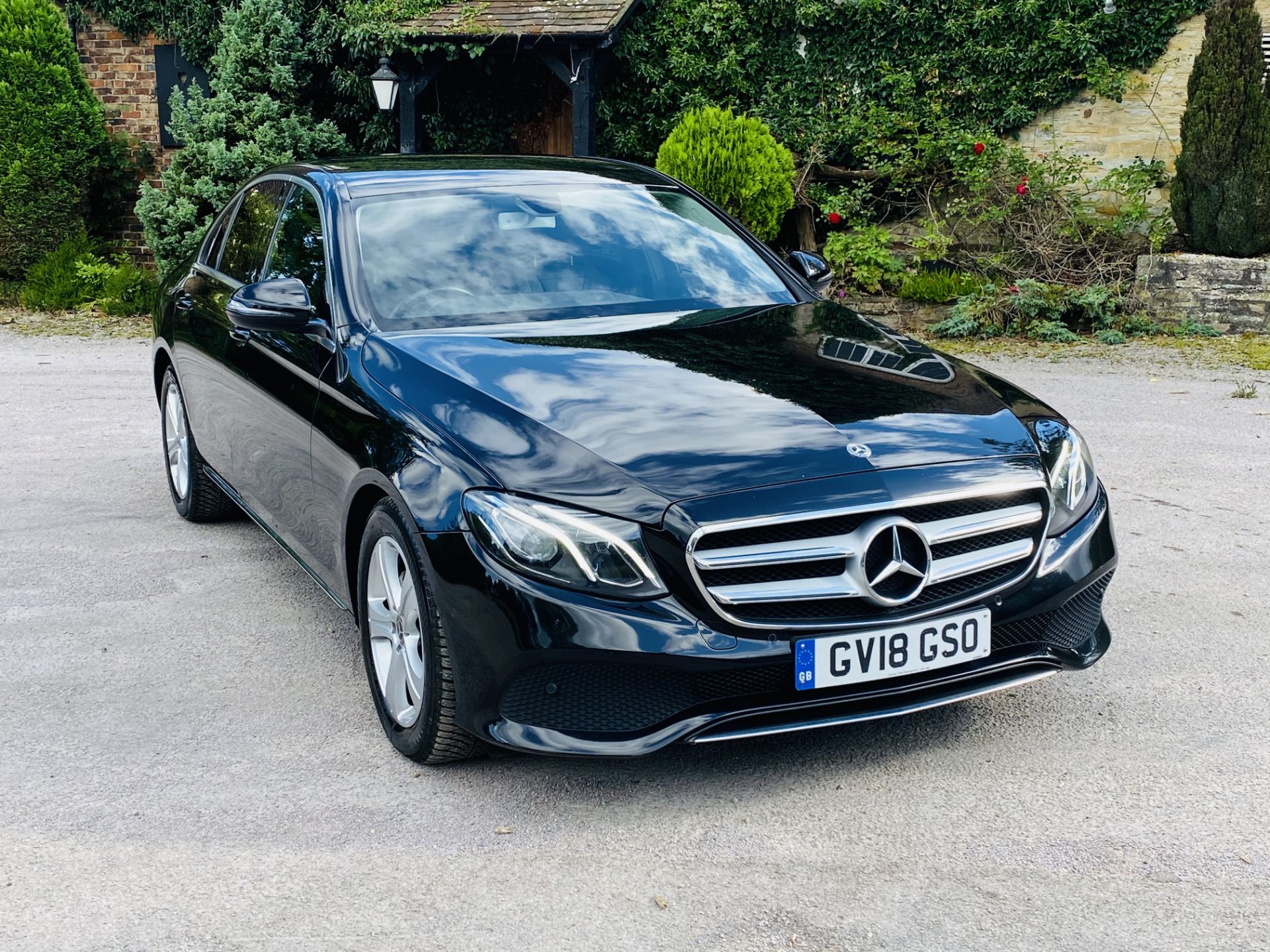 Mercedes E220d Special Equipment 9G Tronic - 2018 18 Reg Current Model - Sat Nav - Reversing Cam - Image 2 of 53