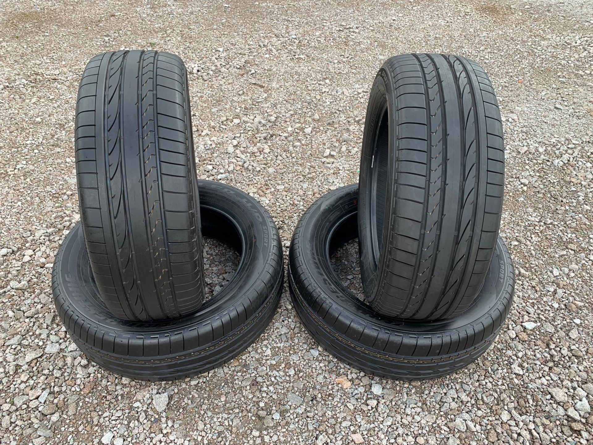 Bridgestone Dueler H/P Sport 255/55R19 111H 4x4 Tyres (X4 TYRES) - Fits Various Cars (BRAND NEW)