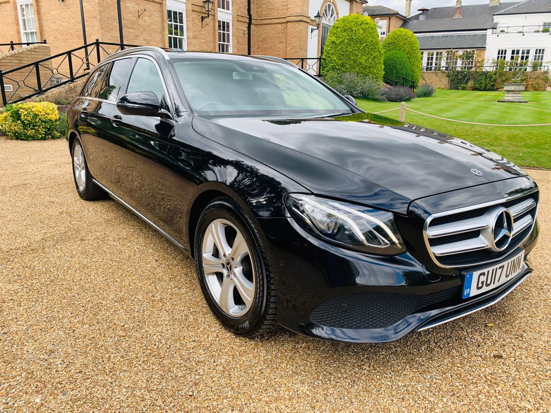 (RESERVE MET) Mercedes E220d Special Equipment Estate 9G Tronic Auto - 2017 17 Reg - Reversing Cam - Image 5 of 34