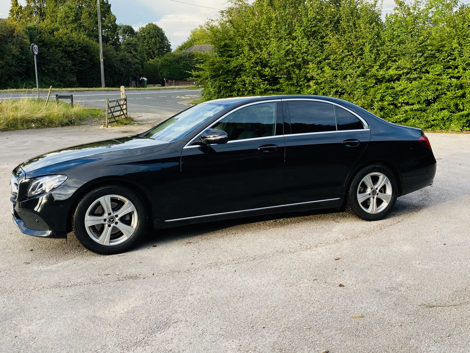 (RESERVE MET) Mercedes E220d Special Equipment 9G Tronic - 2018 18 Reg Current Model - Sat Nav - - Image 7 of 51