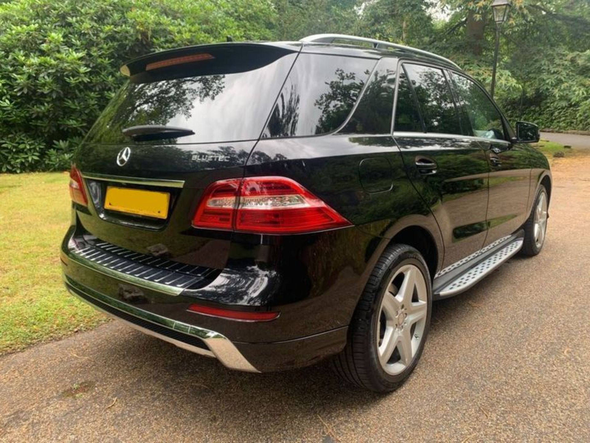 (RESERVE MET) Mercedes ML350 3.0 AMG Line Premium Auto - 2014 Model -Pan Roof -Sat Nav -Full Leather - Image 2 of 10