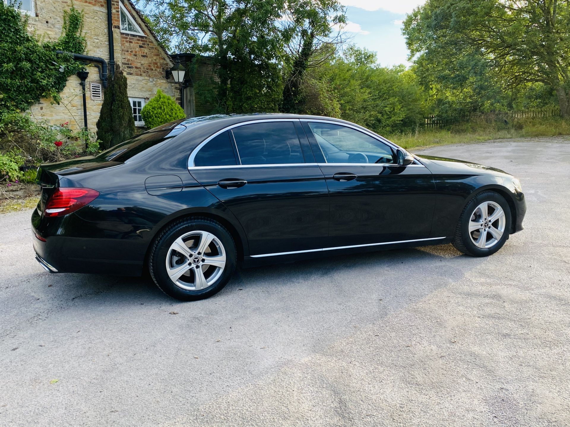 (RESERVE MET) Mercedes E220d Special Equipment 9G Tronic - 2018 18 Reg Current Model - Sat Nav - - Image 14 of 51