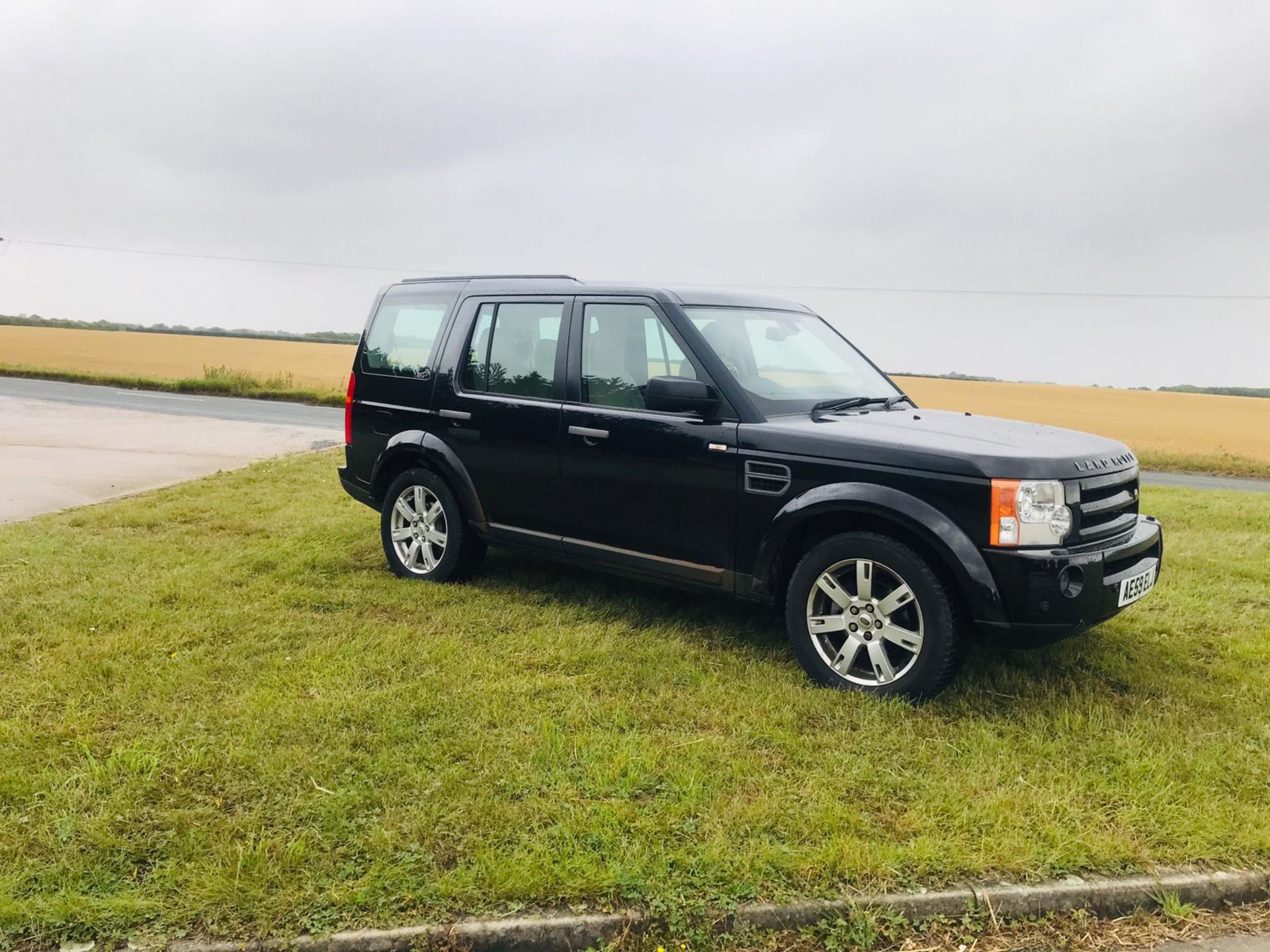 Land Rover Discovery 2.7 TDV6 HSE Auto - 2010 Model - 1 Keeper From New - Cream Leather - 7 Seats - Image 4 of 30