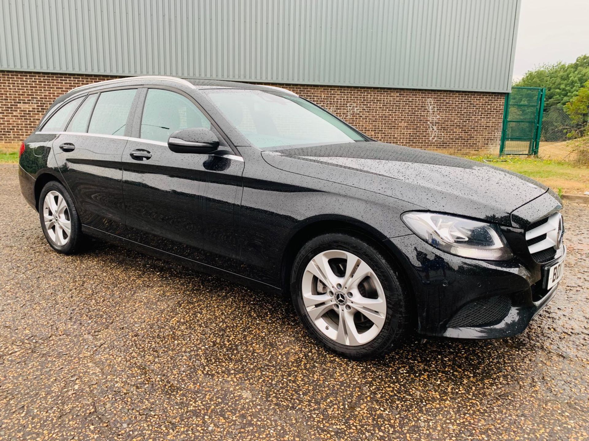 Mercedes C220d SE Executive Edition Estate 9G Tronic Auto - 2017 17 Reg - 1 Keeper - Reversing Cam