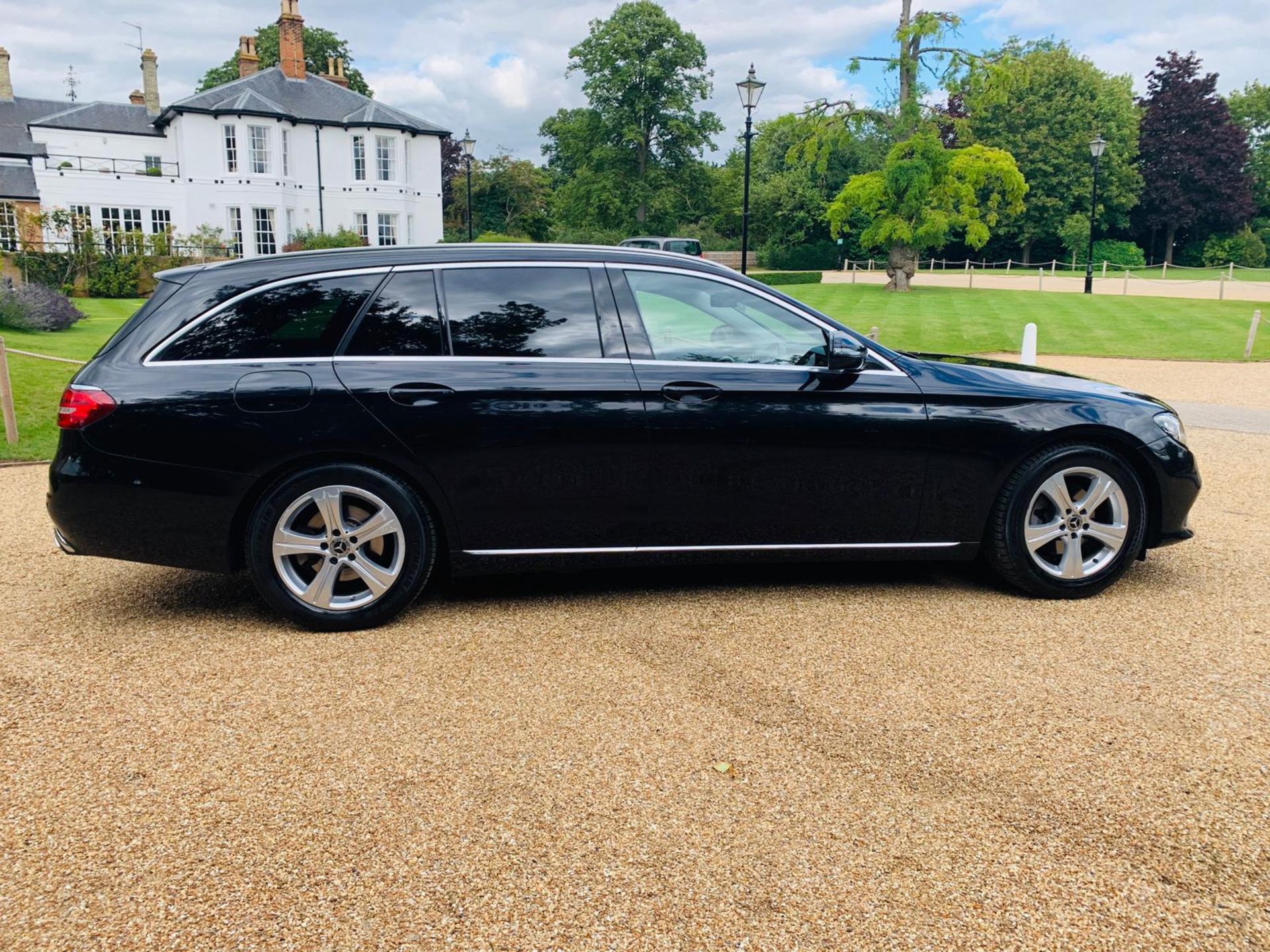 (RESERVE MET) Mercedes E220d Special Equipment Estate 9G Tronic Auto - 2017 17 Reg - Reversing Cam - Image 6 of 34