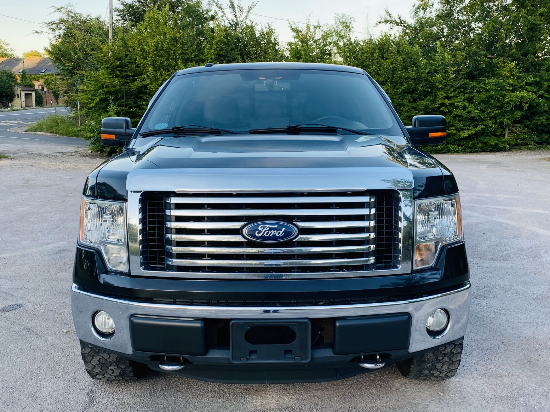 Ford F-150 5.0L V8 Super-Crew Cab XTR Model '2011 Year' 4x4 - In Metallic Black-Fresh Import - Image 4 of 63