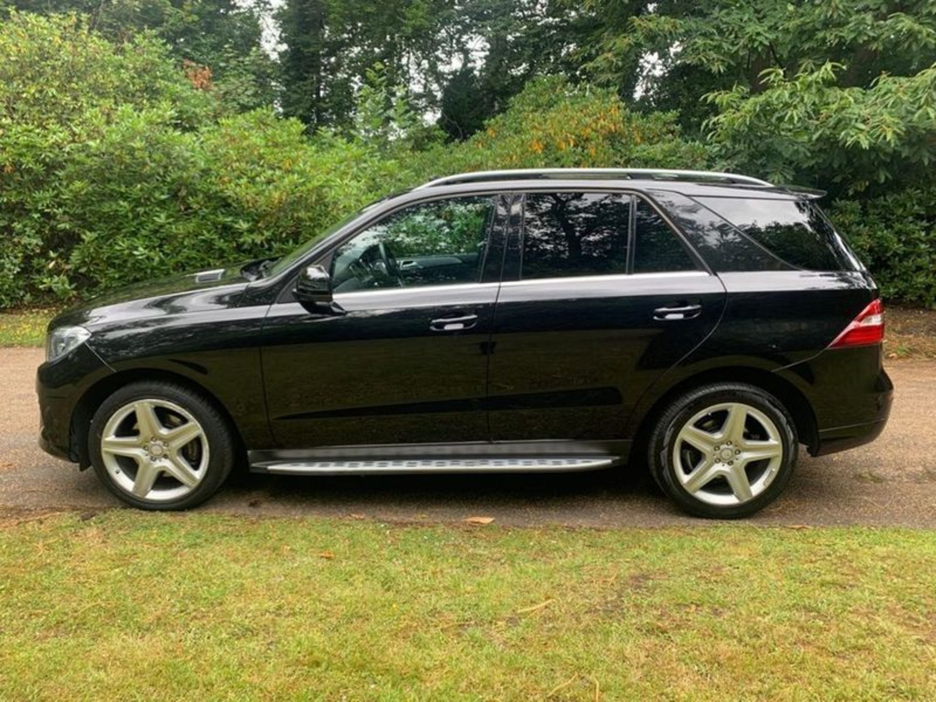 (RESERVE MET) Mercedes ML350 3.0 AMG Line Premium Auto - 2014 Model -Pan Roof -Sat Nav -Full Leather - Image 4 of 10