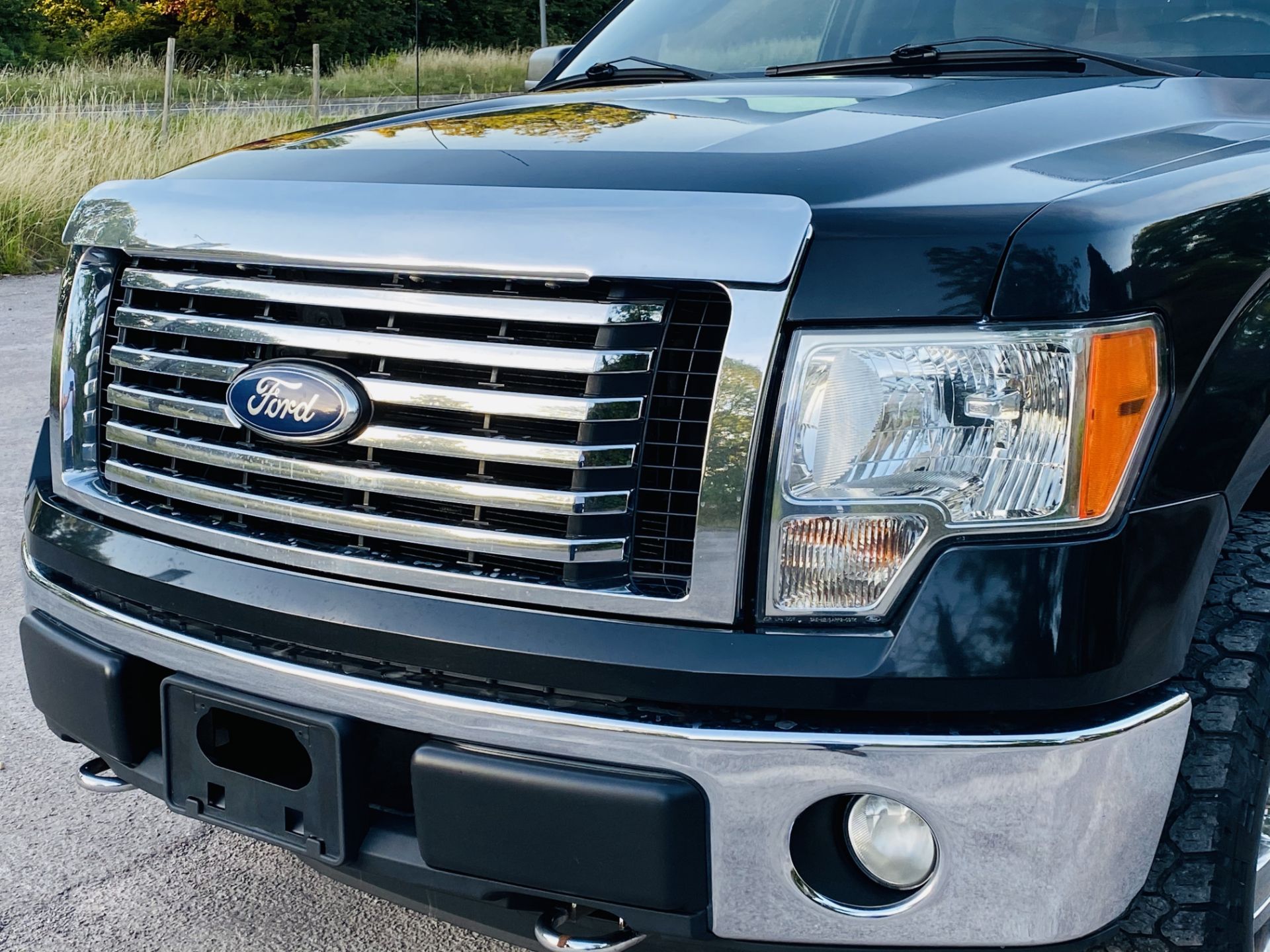 Ford F-150 5.0L V8 Super-Crew Cab XTR Model '2011 Year' 4x4 - In Metallic Black-Fresh Import - Image 25 of 63