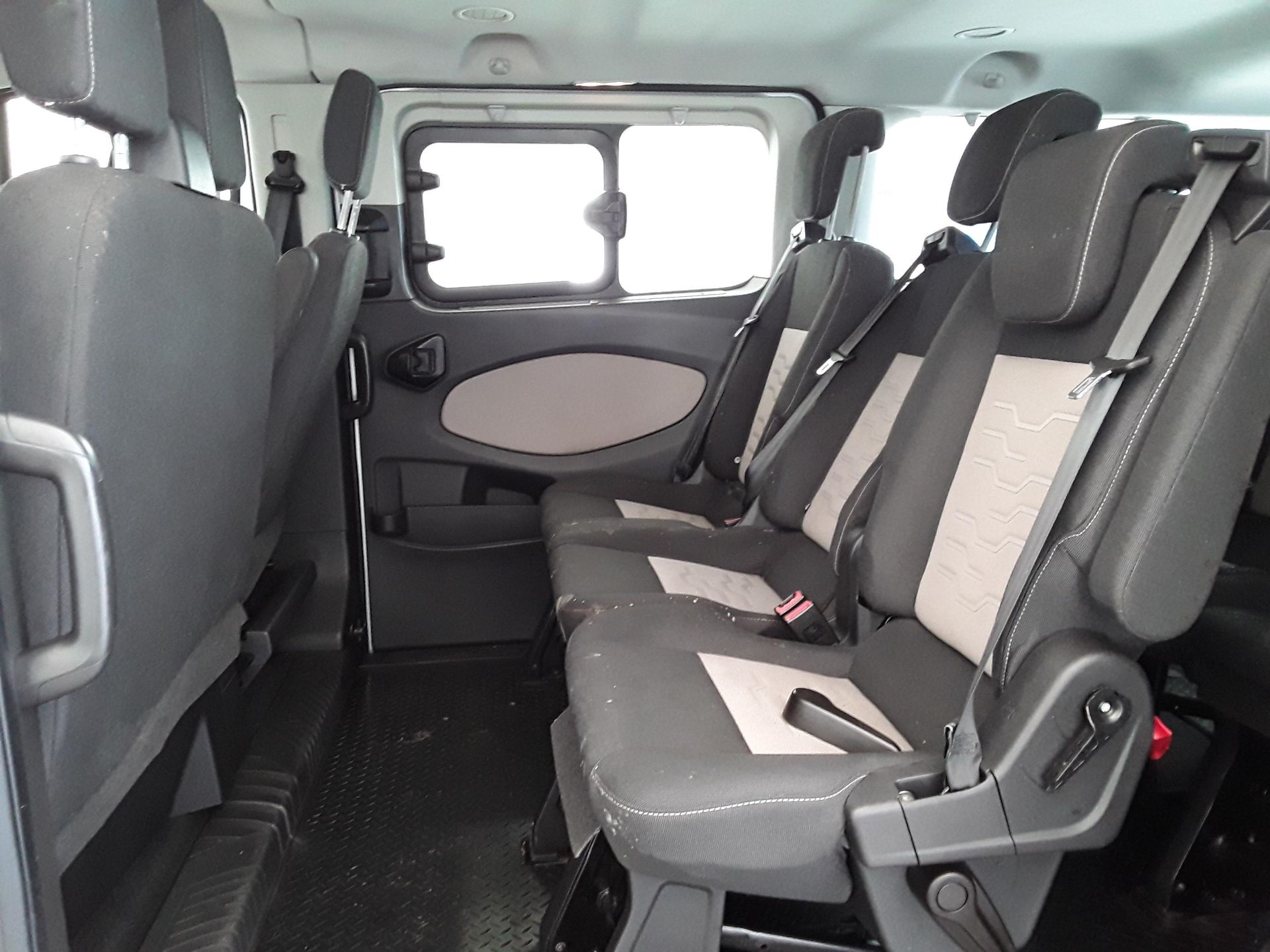 (RESERVE MET) Ford Transit Custom 300 125 2.2 Tdci MiniBus Ltd 2014 -64Reg- 8 Seats-Air Con-*NO VAT* - Image 7 of 7