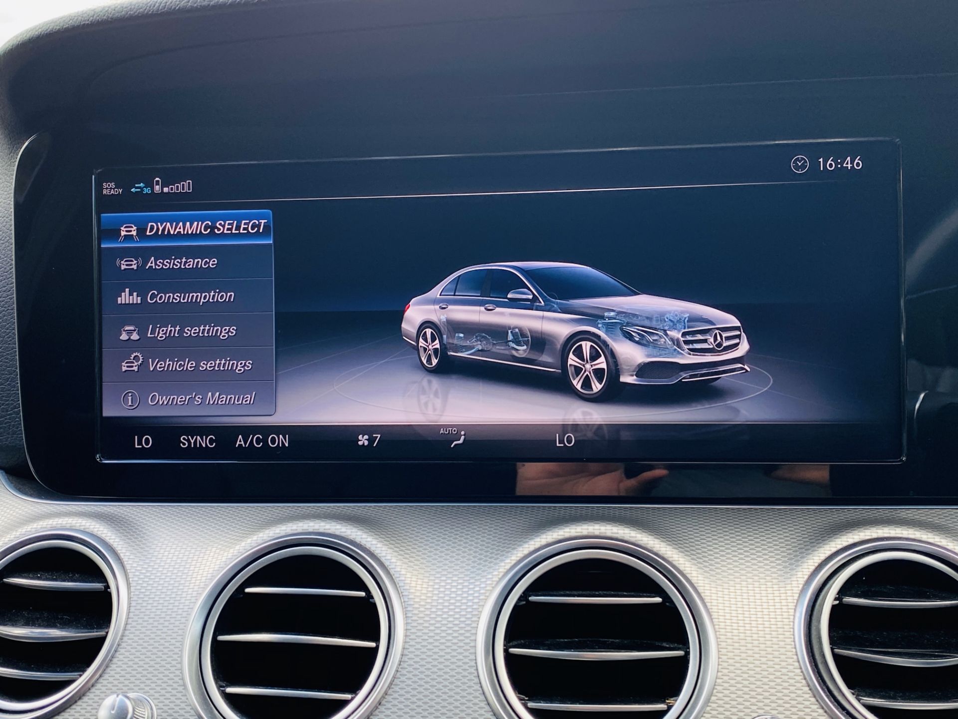 Mercedes E220d Special Equipment 9G Tronic - 2018 18 Reg Current Model - Sat Nav - Reversing Cam - Image 52 of 53