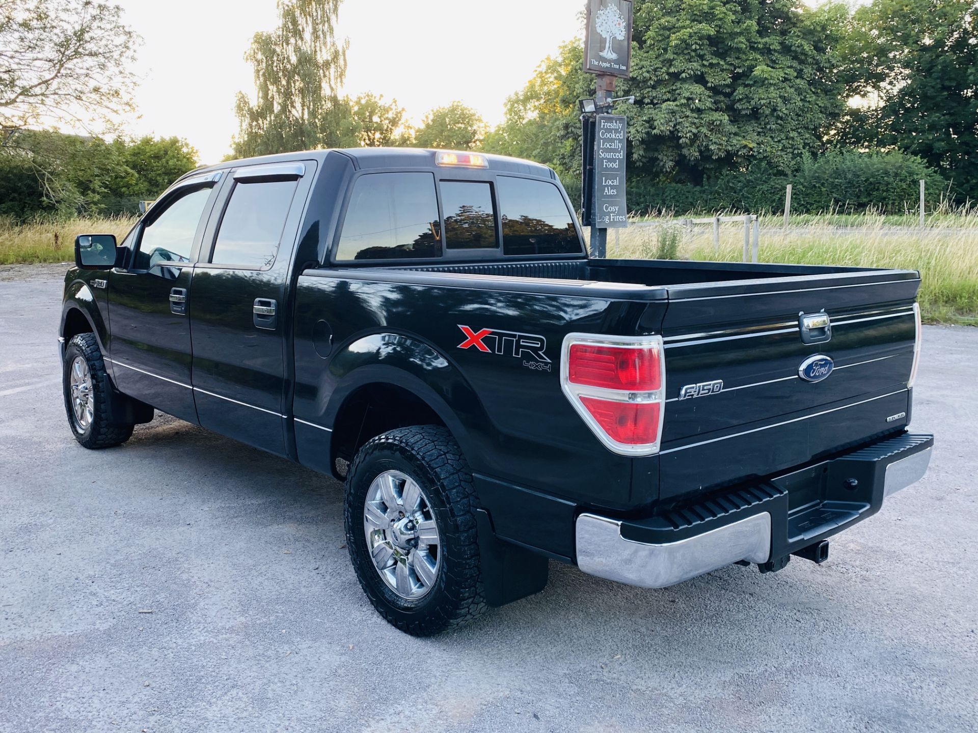 Ford F-150 5.0L V8 Super-Crew Cab XTR Model '2011 Year' 4x4 - In Metallic Black-Fresh Import - Image 15 of 63