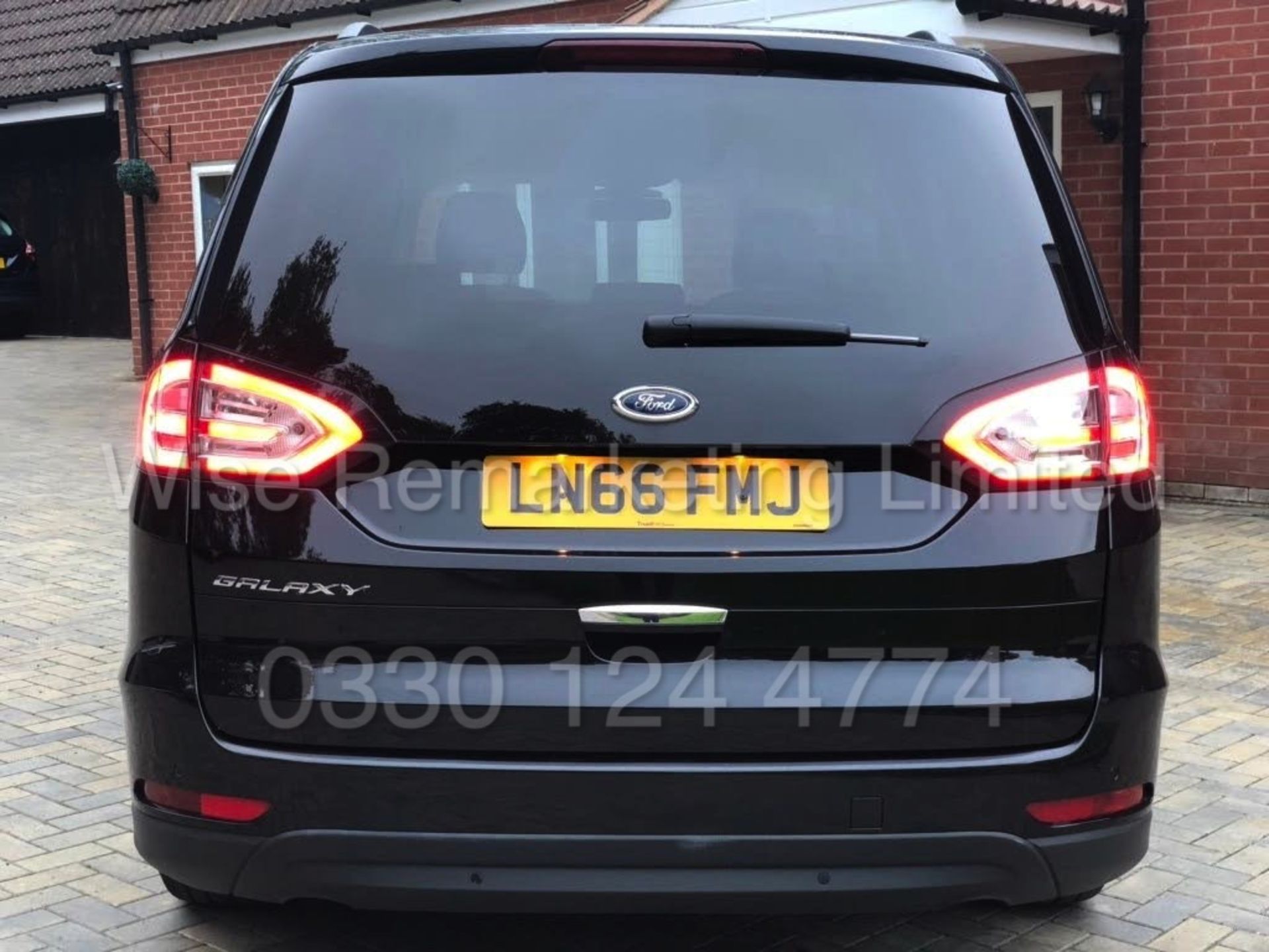 Ford Galaxy *Zetec Edition* 7 Seater MPV (2017-Euro 6 Model) 2.0 - Image 6 of 24