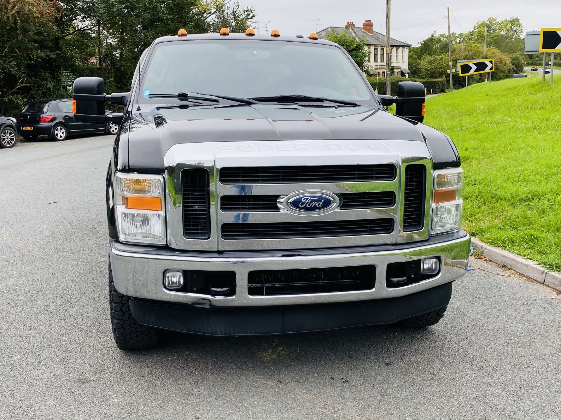 (RESERVE MET) FORD F-250 SUPER-DUTY LARIAT 6.4L V8 2009 YEAR **DIESEL** -4X4-SUPER-CREW - FULL SPEC - Image 4 of 54