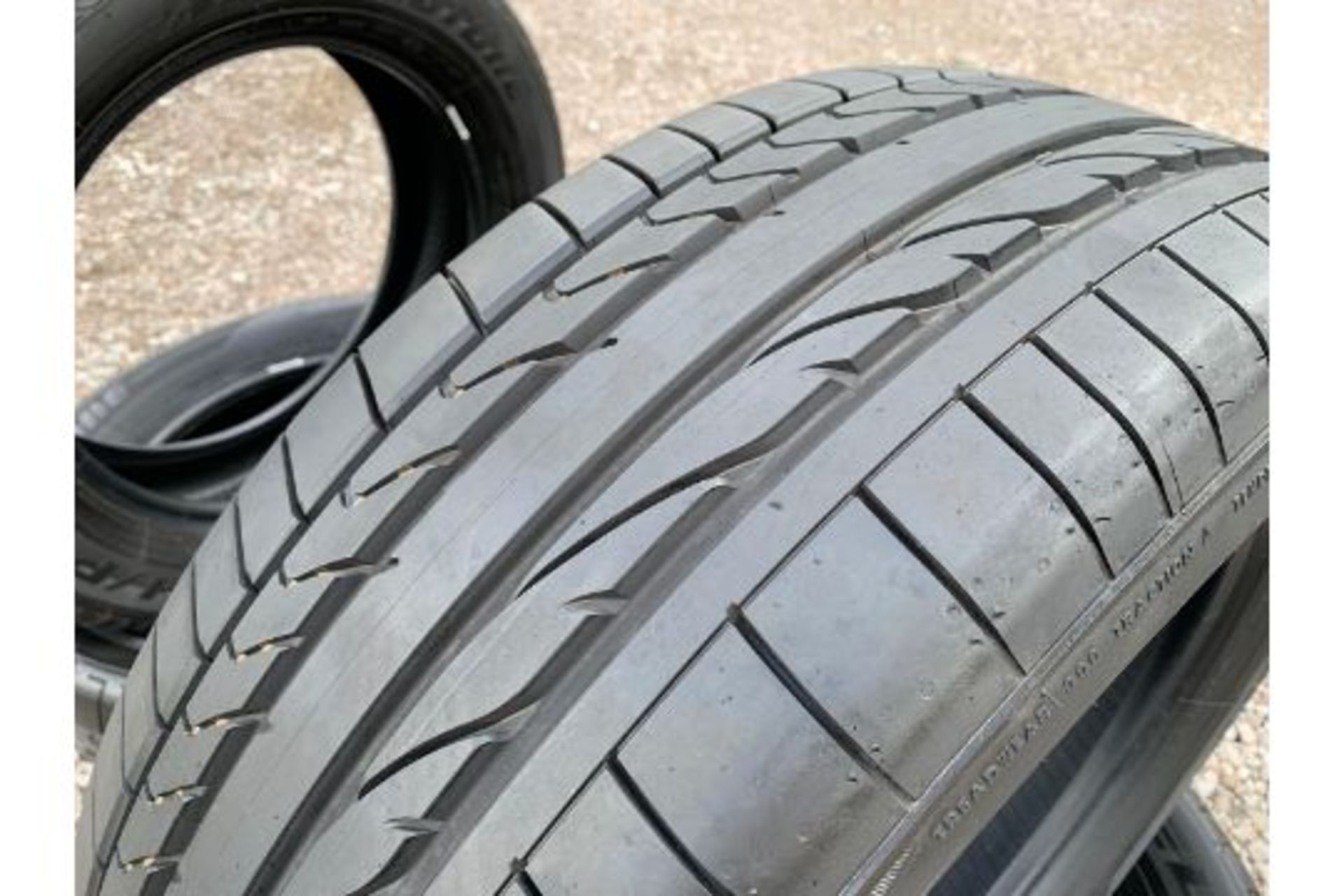 (RESERVE MET) Bridgestone Dueler H/P Sport 255/55R19 111H 4x4 Tyres (X4 TYRES) - (BRAND NEW) - Image 8 of 8