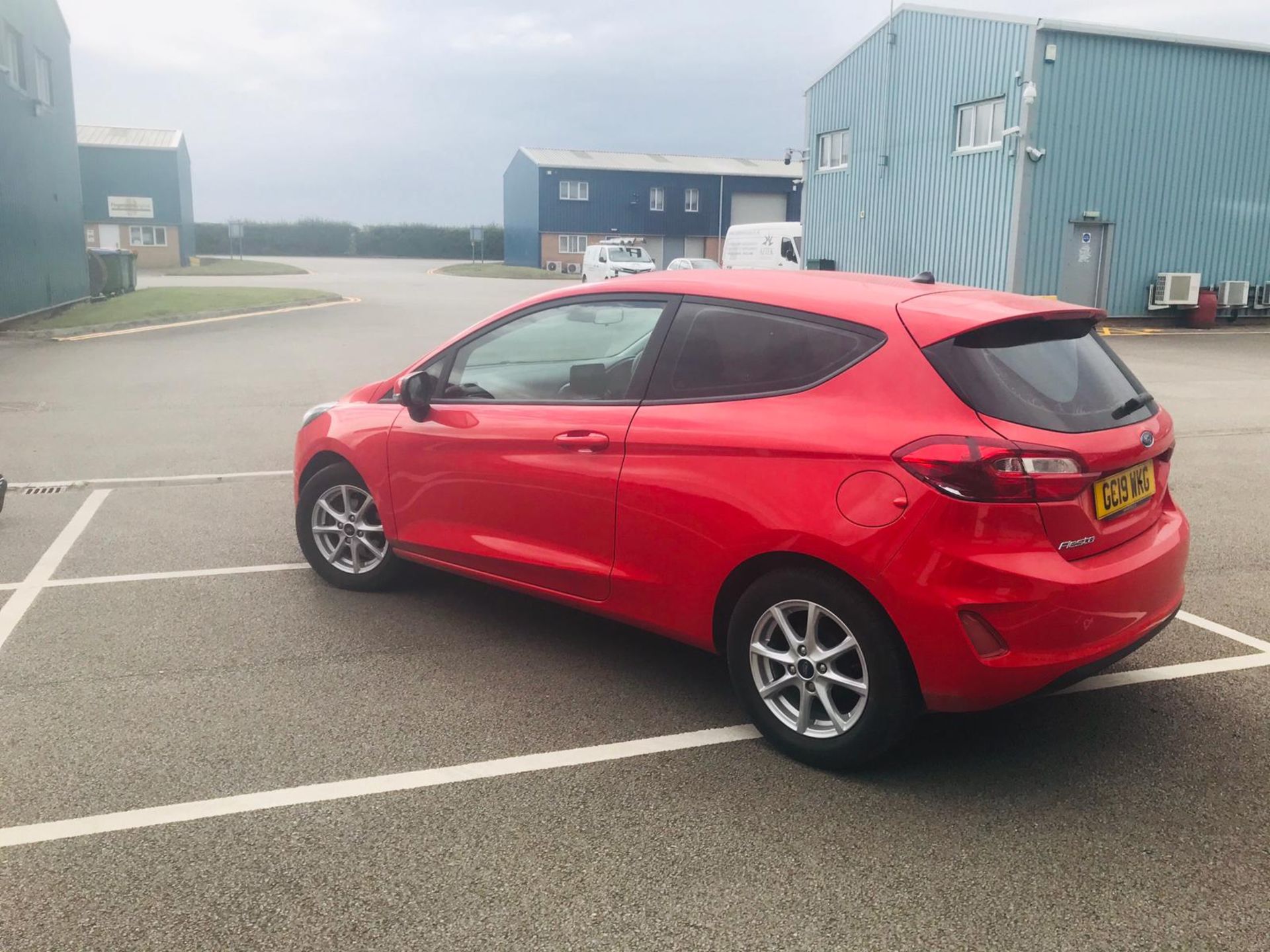 (RESERVE MET) Ford Fiesta 1.0 Zetec 3dr Hatchback - 2019 19 Reg - 1 Owner From New - ONLY 14K MILES - Image 7 of 30