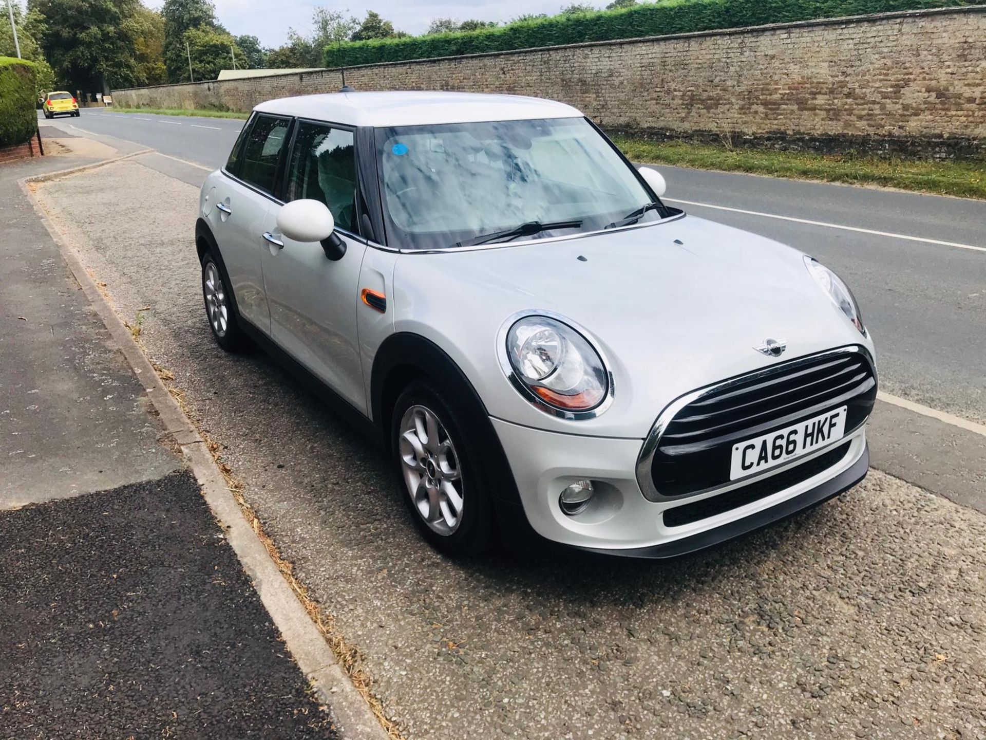 Mini Cooper 1.5 D 5dr - Reg 2017 - 1 Owner from new -