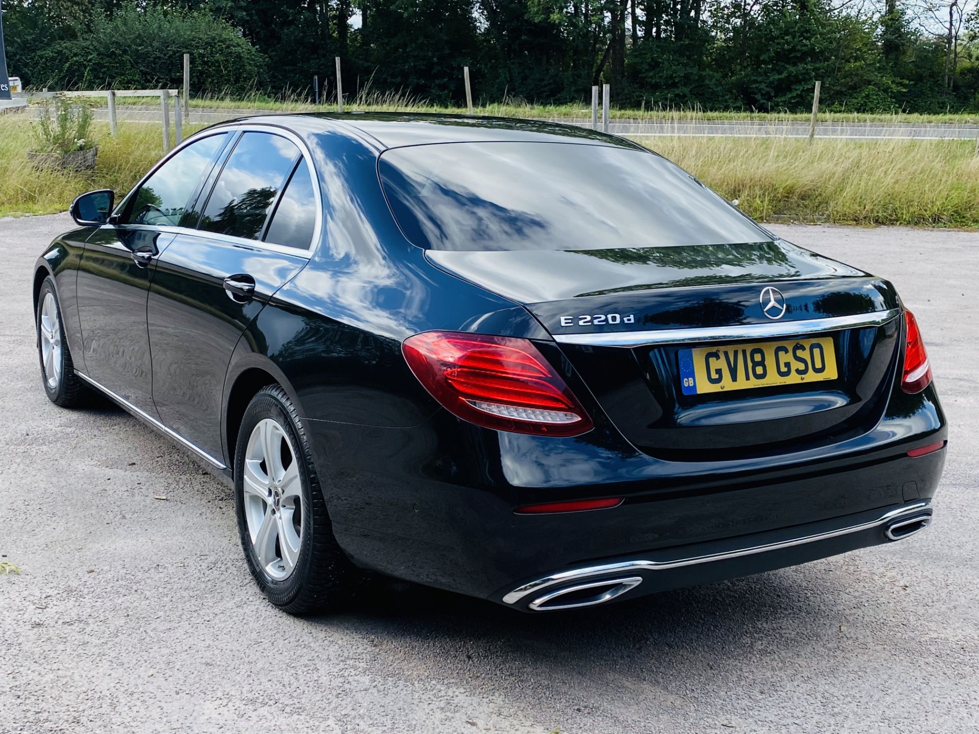 (RESERVE MET) Mercedes E220d Special Equipment 9G Tronic - 2018 18 Reg Current Model - Sat Nav - Image 12 of 53