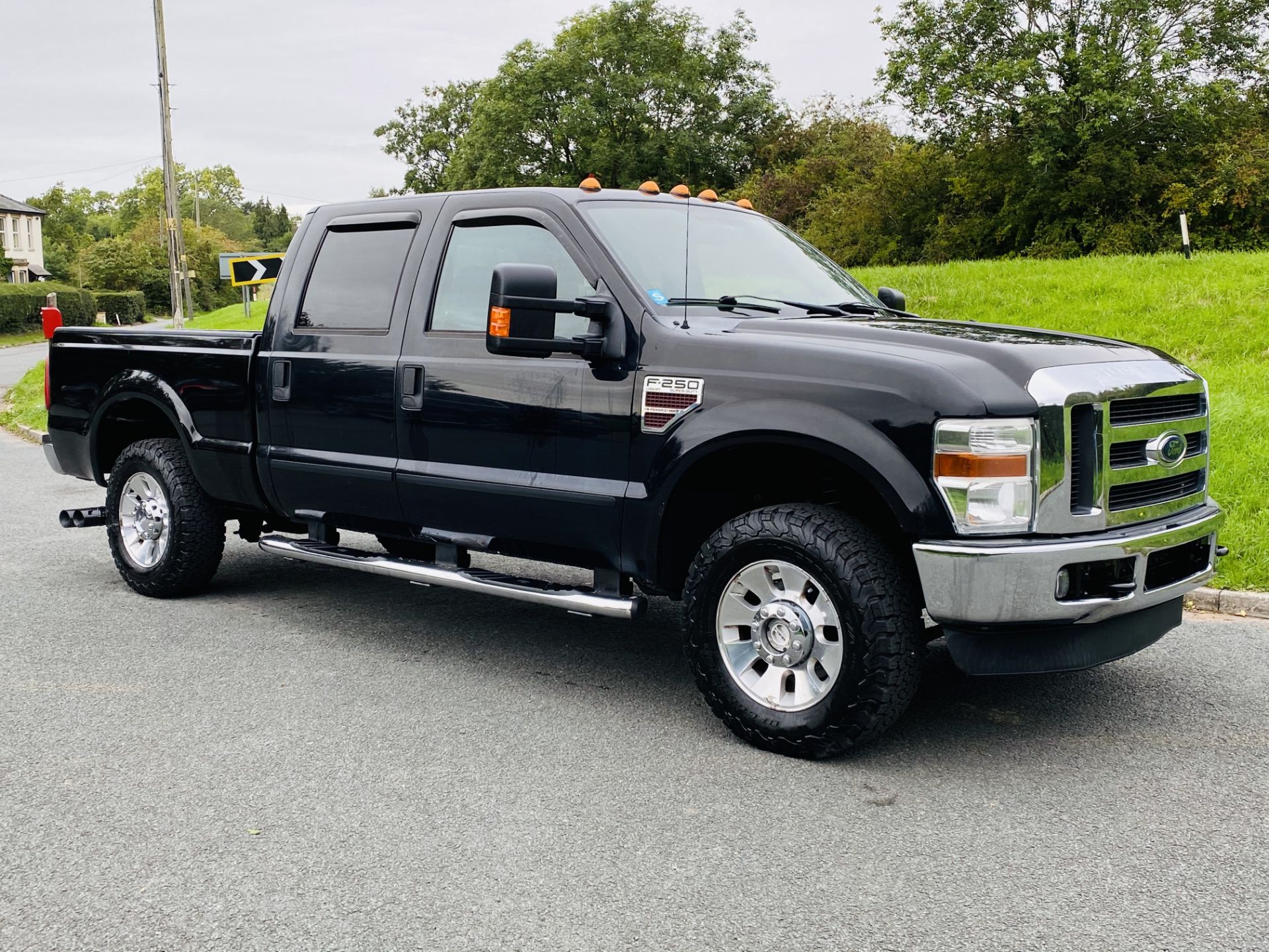 (RESERVE MET) FORD F-250 SUPER-DUTY LARIAT 6.4L V8 2009 YEAR **DIESEL** -4X4-SUPER-CREW - FULL SPEC