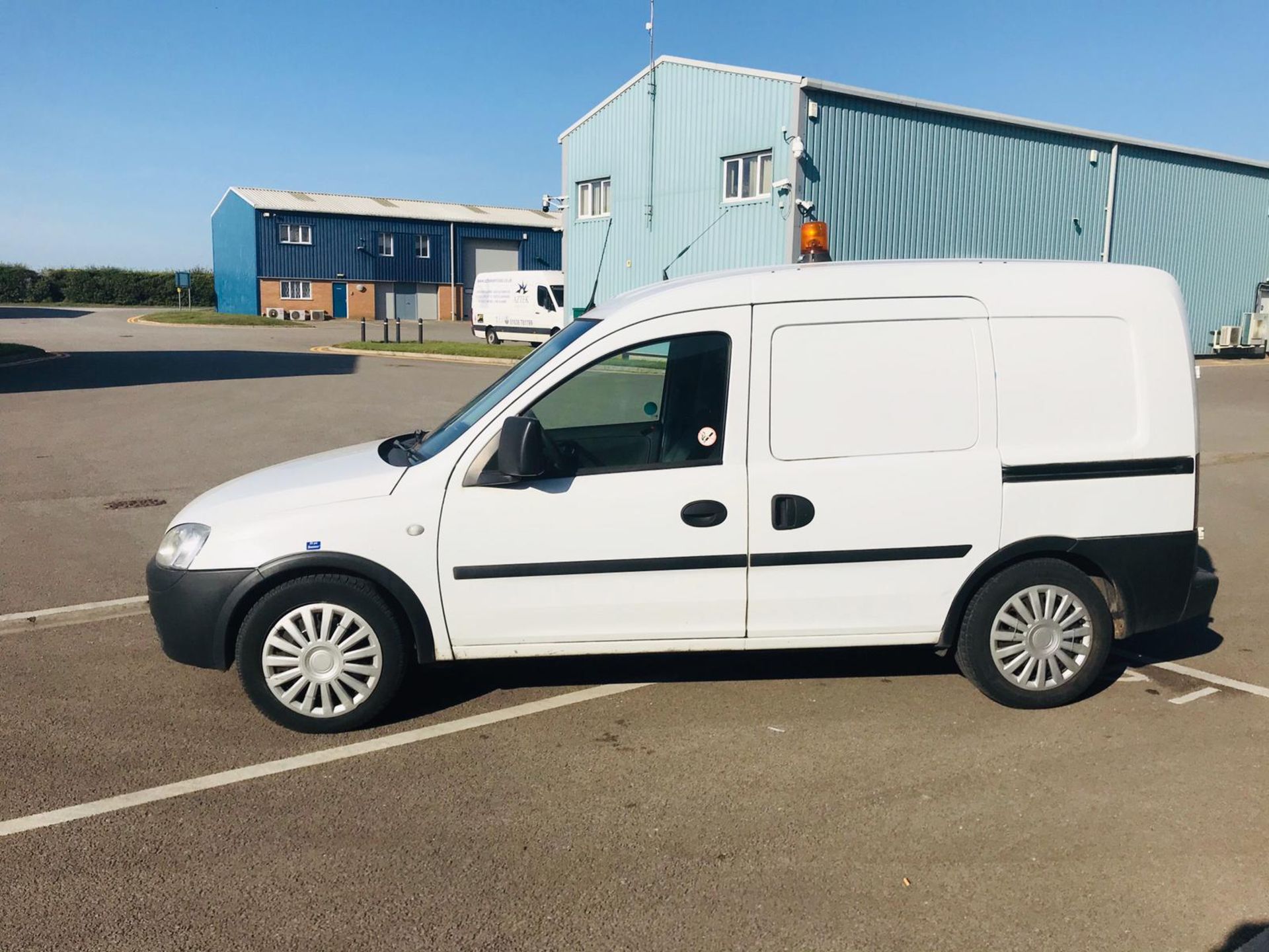 Vauxhall Combo 2000 1.2 CDTI - 2012 Model - 1 Keeper From New - Air Con - SAVE 20% NO VAT - Image 4 of 19