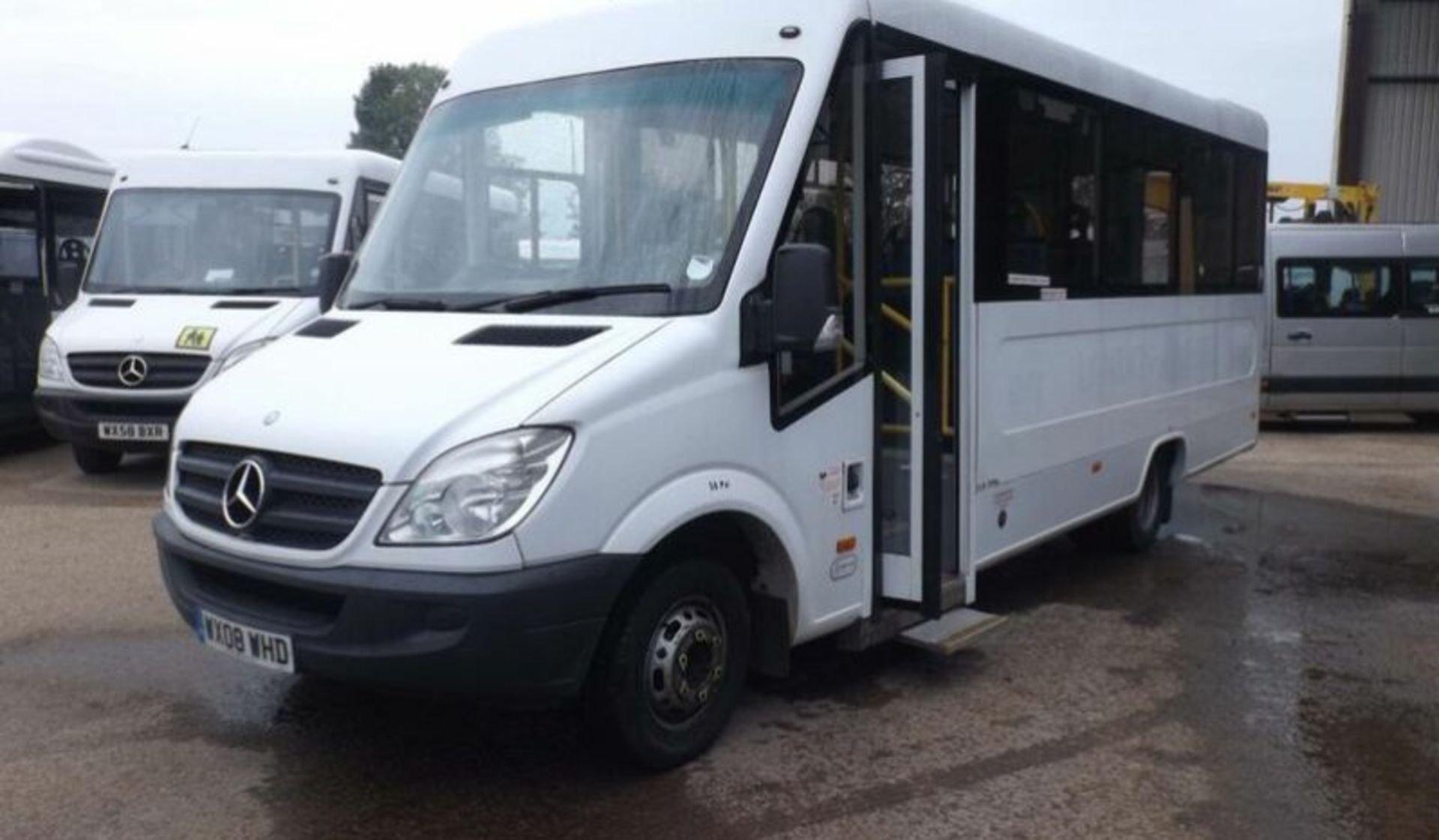 (RESERVE MET)Mercedes-Benz Sprinter Cdi Welfare Bus 2008 Reg - Elec Door - 150 Bhp - Twin Rear Axle- - Image 7 of 12