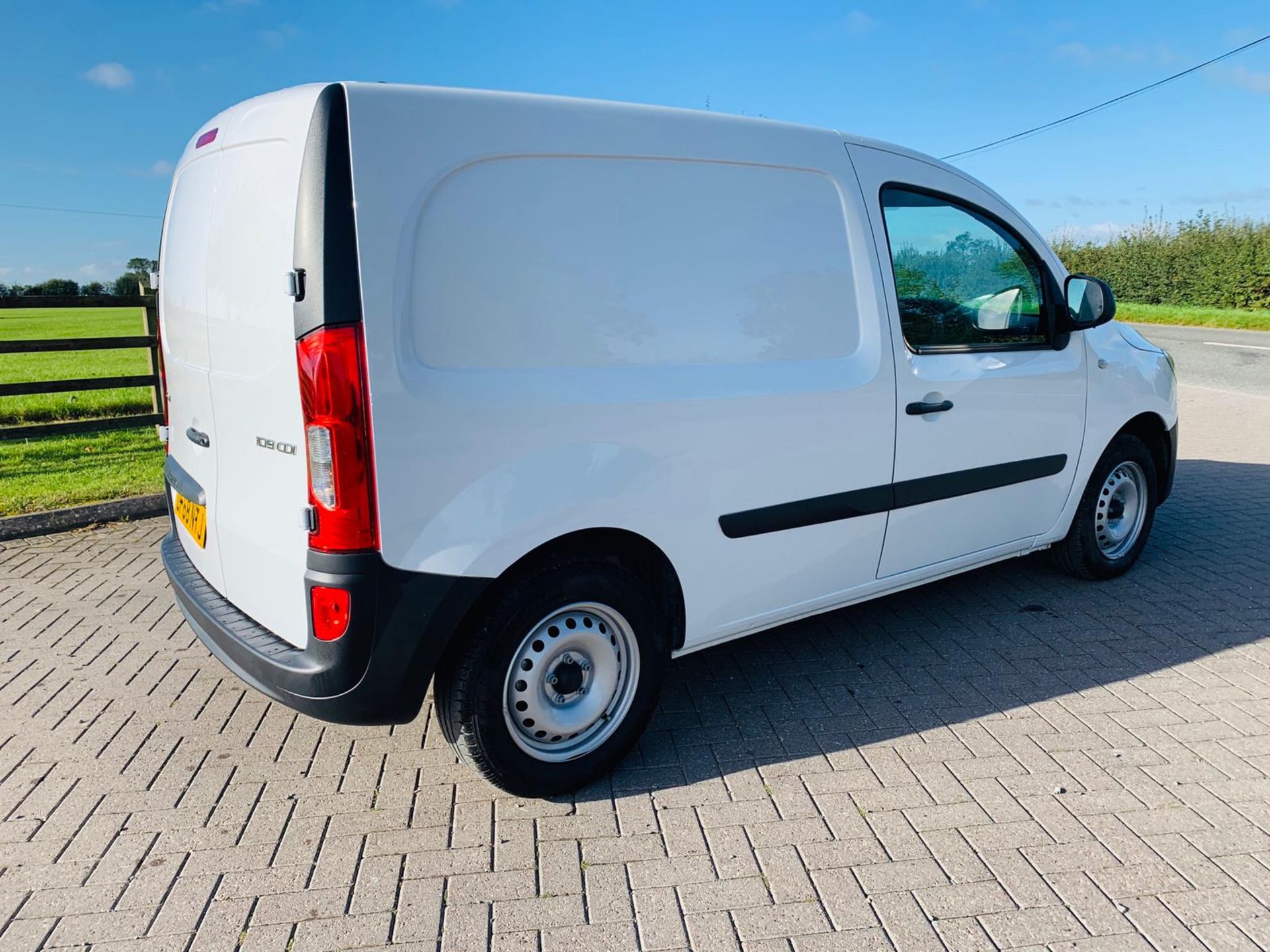 (RESERVE MET) Mercedes Citan 1.5 109 CDI LWB - 2019 Model - 1 Owner From New - ONLY 1K MILES WOW - Image 3 of 20