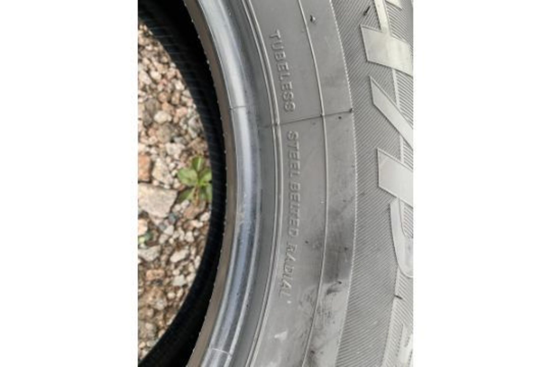 (RESERVE MET) Bridgestone Dueler H/P Sport 255/55R19 111H 4x4 Tyre - Fits Various Cars (BRAND NEW) - Image 6 of 8