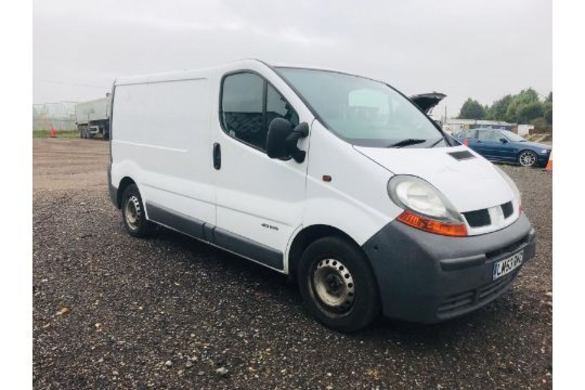 (RESERVE MET) Renault Trafic 1.9 DCI - 2004 Reg -