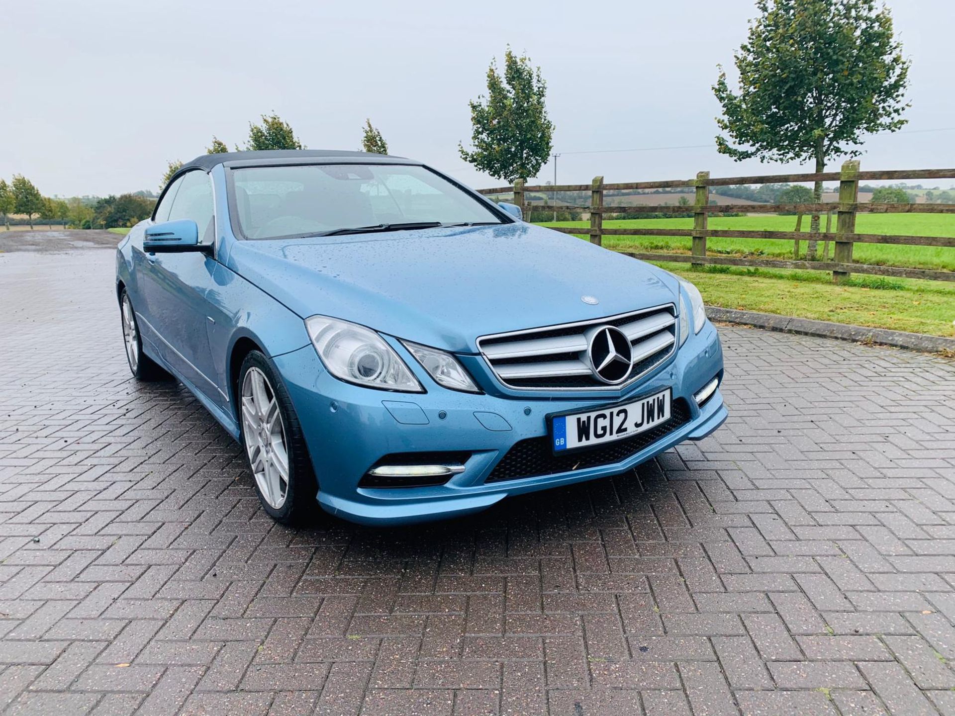 (RESERVE MET) Mercedes E220 Sport 2.1 CDI Convertible - 2012 12 Reg - Black Leather - Heated Seats - Image 5 of 17