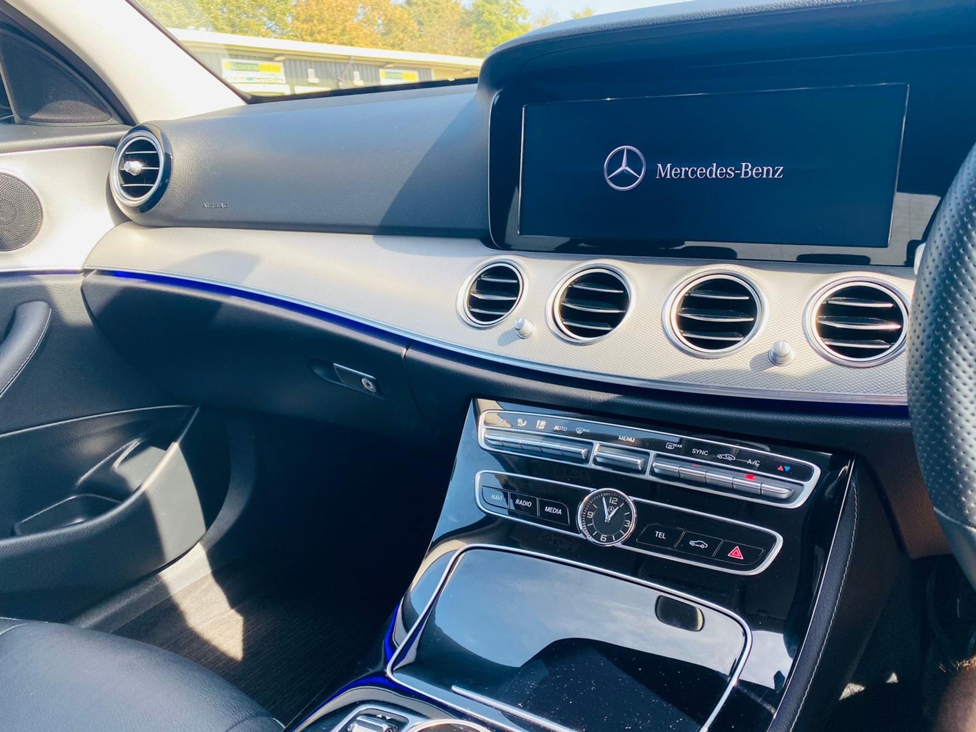 (RESERVE EMT) Mercedes E220d Special Equipment 9G Tronic - 2018 18 Reg Current Model - Sat Nav - - Image 26 of 57