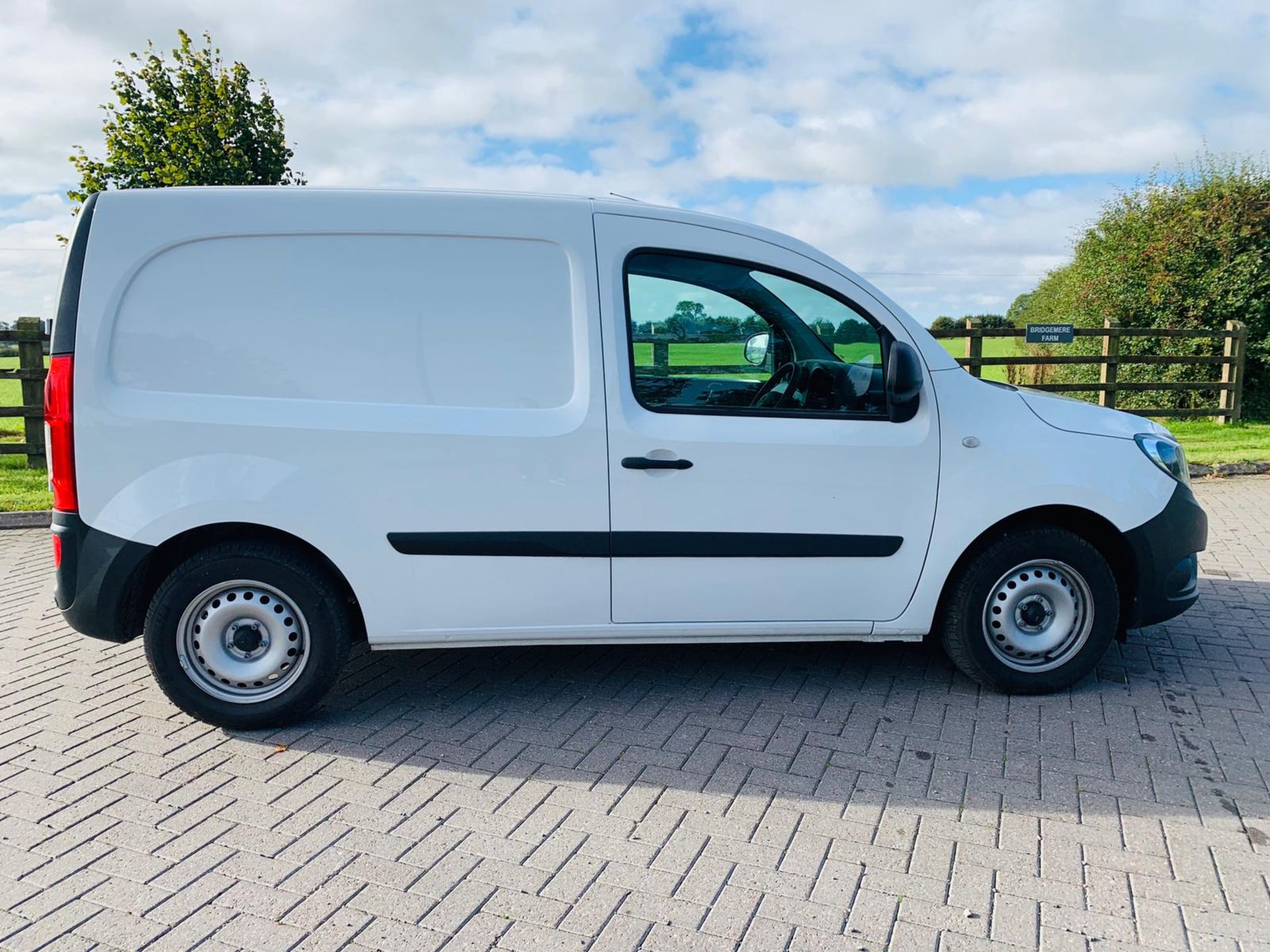 (RESERVE MET) Mercedes Citan 1.5 109 CDI LWB - 2019 Model - 1 Owner From New - ONLY 1K MILES WOW - - Image 4 of 26