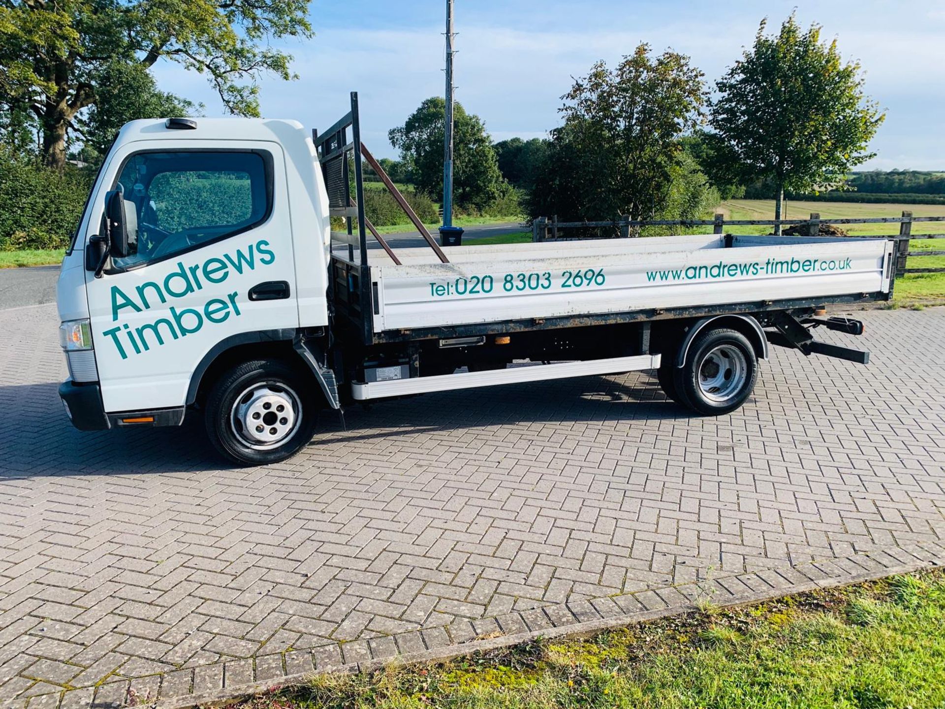 Mitsubishi Canter 3C13 34 3.0 TD - 2015 15 Reg - LWB - Main Dealer Service History - Image 6 of 16